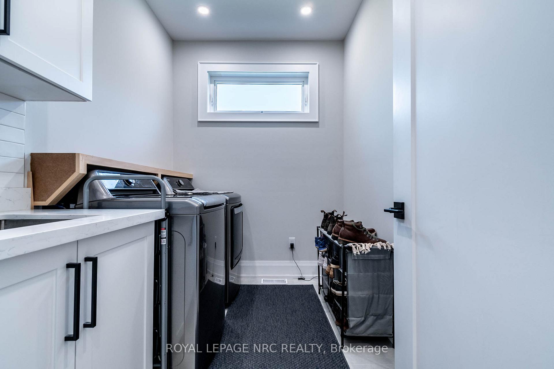 Photo 8 of 1156 Line Avenue, Pelham, Fonthill — HOMEH