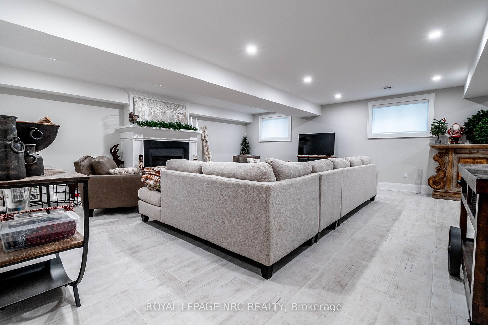 Photo 27 of 1156 Line Avenue, Pelham, Fonthill — HOMEH