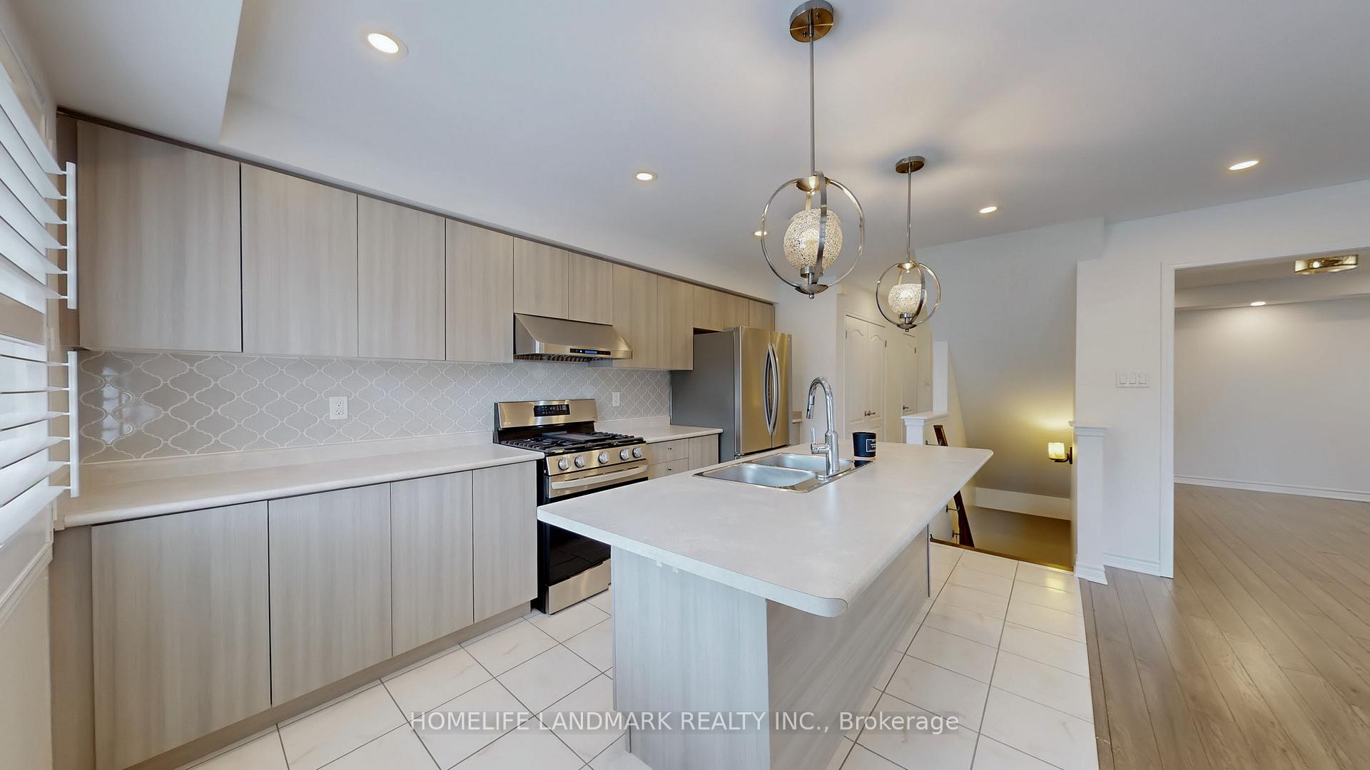 Photo 2 of 269 Casson Point, Milton, Ford — HOMEH