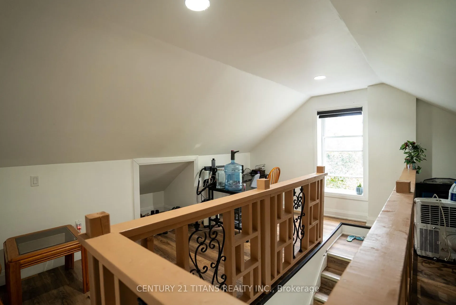 Photo 13 of 115 ritson Road S, Oshawa, Central — HOMEH