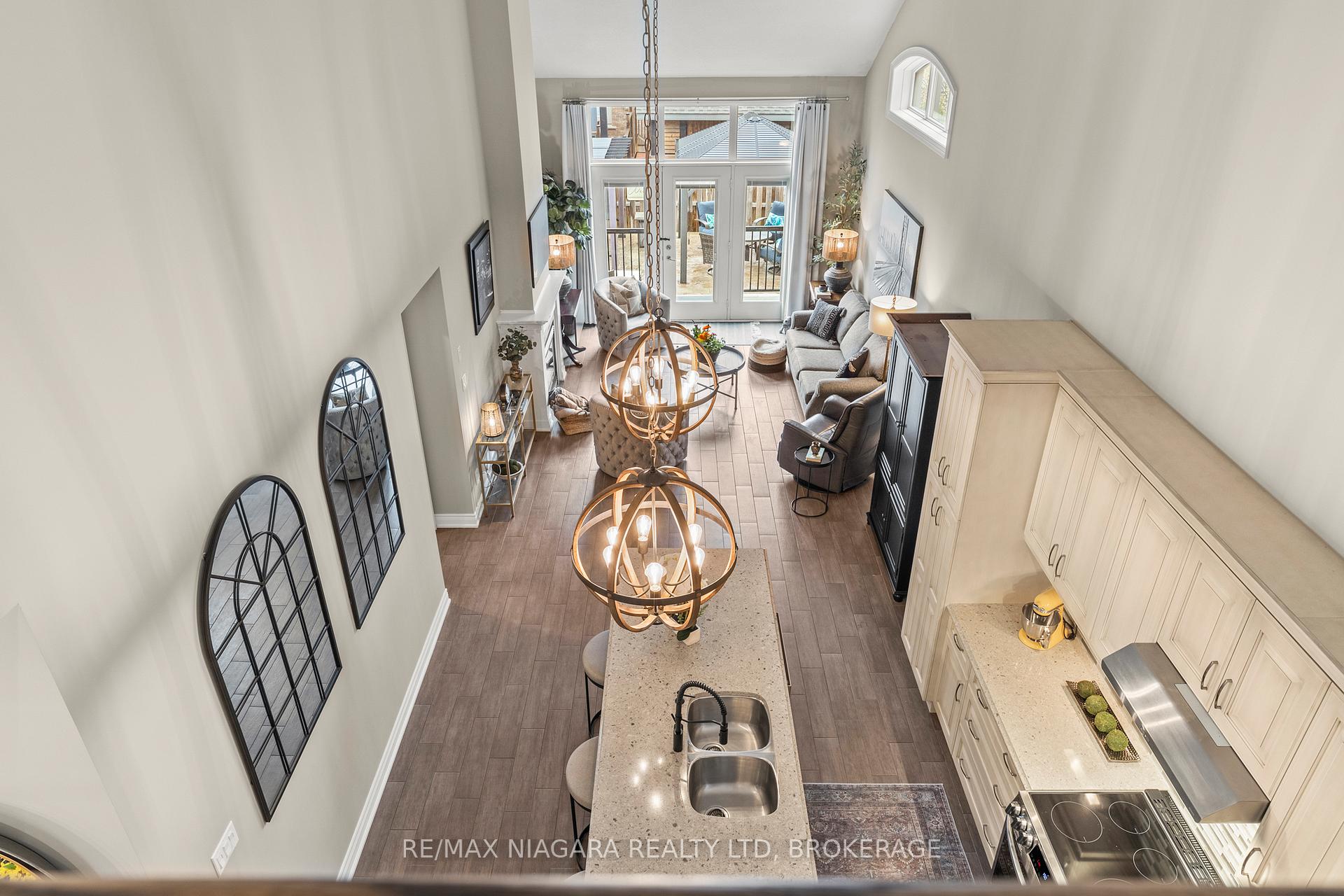 Photo 6 of 2 Buckley Terrace, Pelham, Fonthill — HOMEH