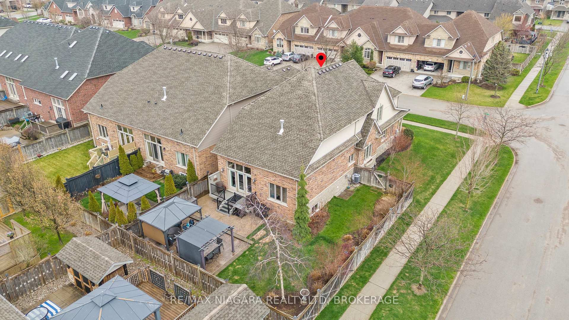 Photo 14 of 2 Buckley Terrace, Pelham, Fonthill — HOMEH