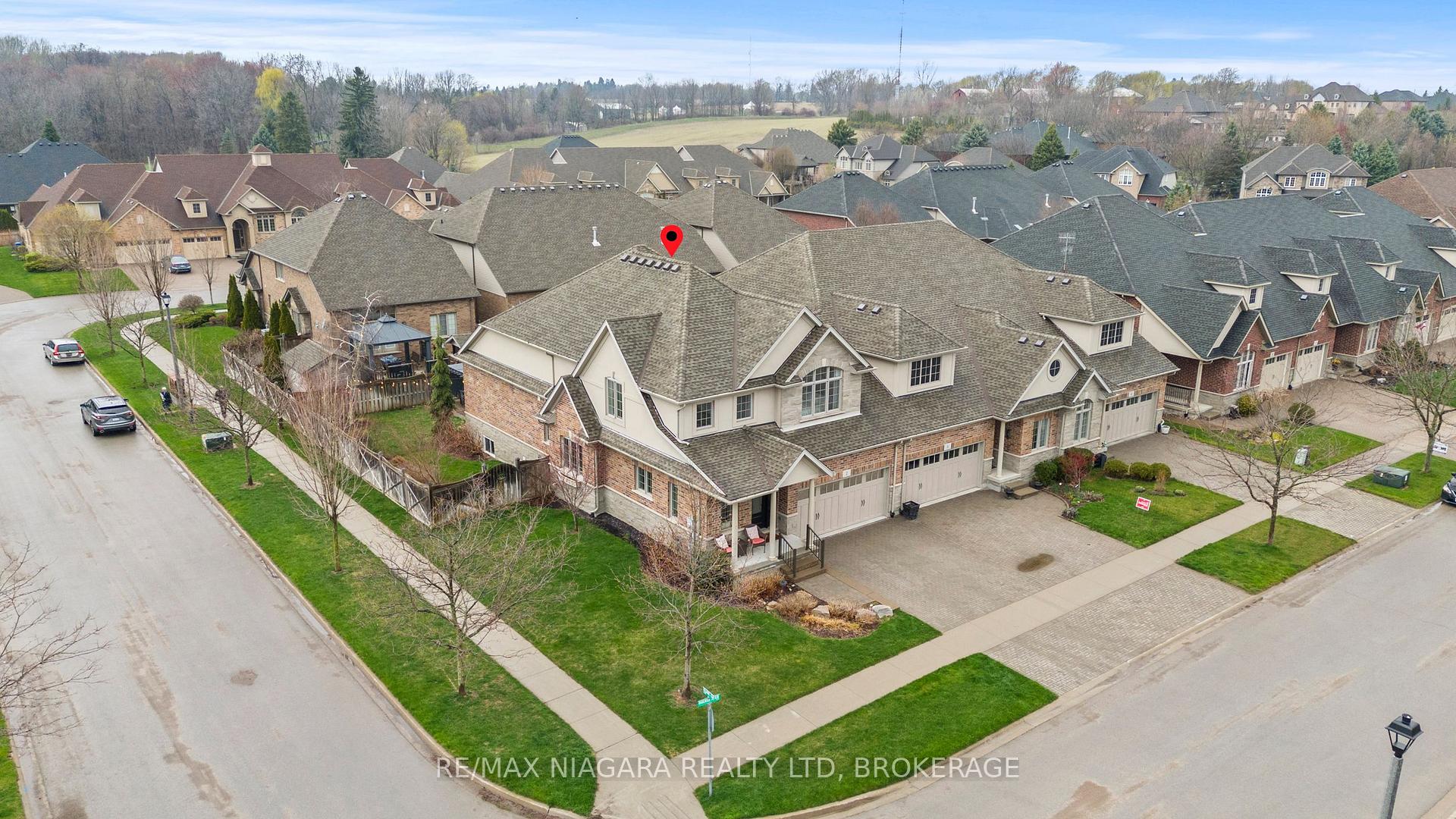 Photo 15 of 2 Buckley Terrace, Pelham, Fonthill — HOMEH