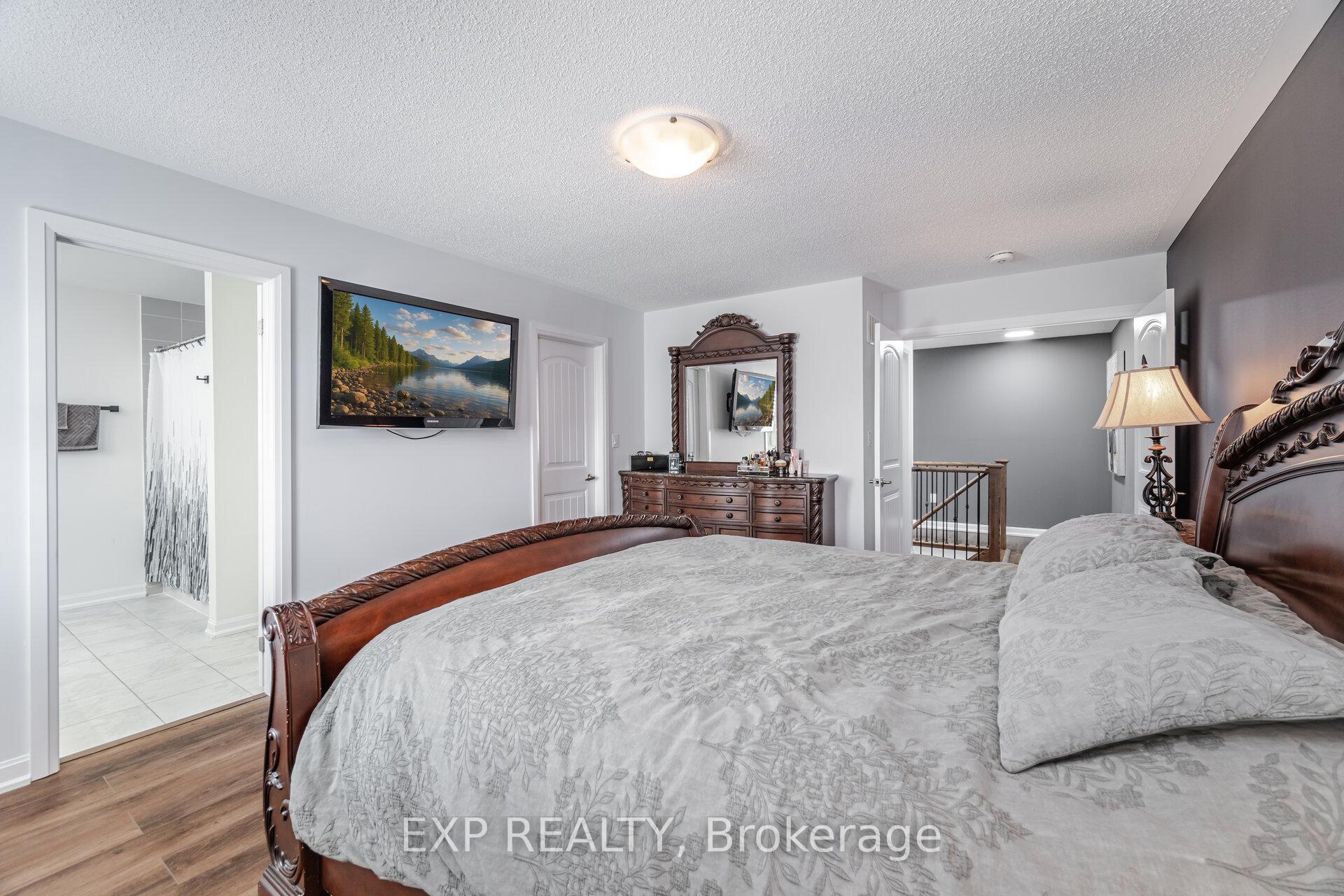 Photo 13 of 1357 Orr Terrace, Milton, Ford — HOMEH