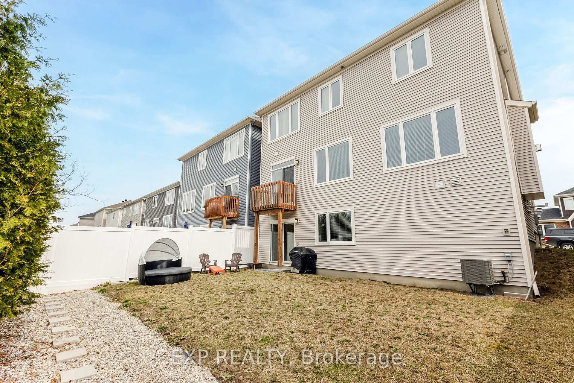Photo 2 of 134 Aubrais Crescent, Ottawa, Chapel Hill South - Orleans Village — HOMEH