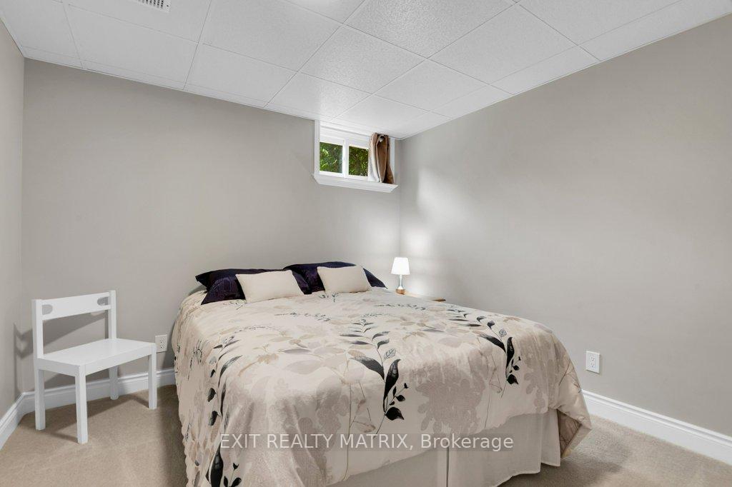 Photo 24 of 842 Apple Lane, Ottawa, Cumberland Ridge — HOMEH