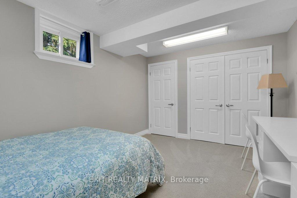 Photo 26 of 842 Apple Lane, Ottawa, Cumberland Ridge — HOMEH