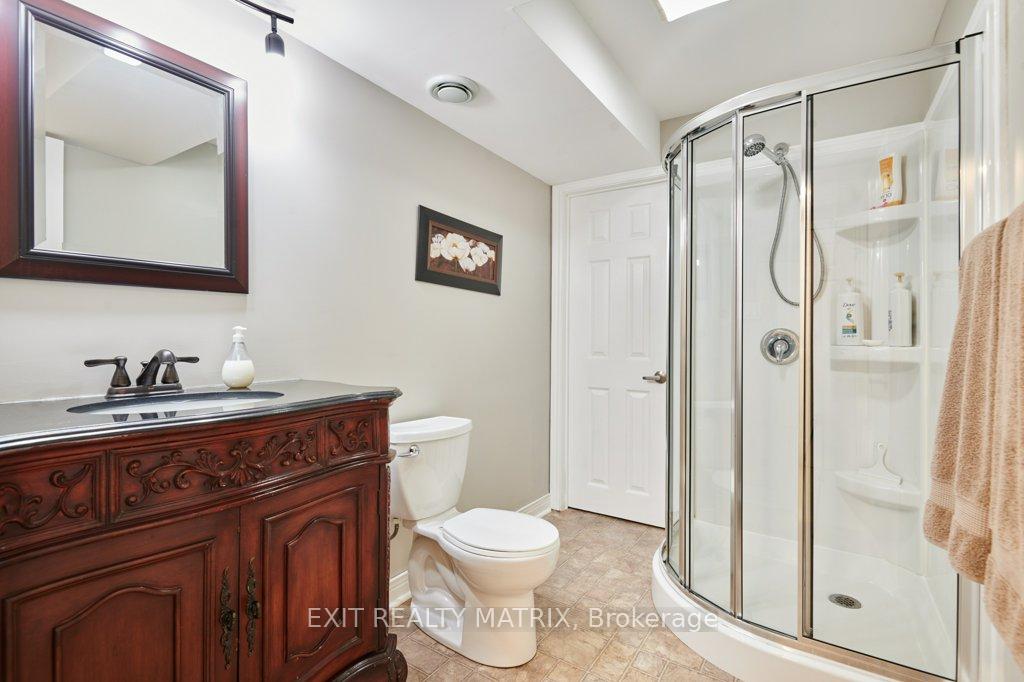 Photo 27 of 842 Apple Lane, Ottawa, Cumberland Ridge — HOMEH