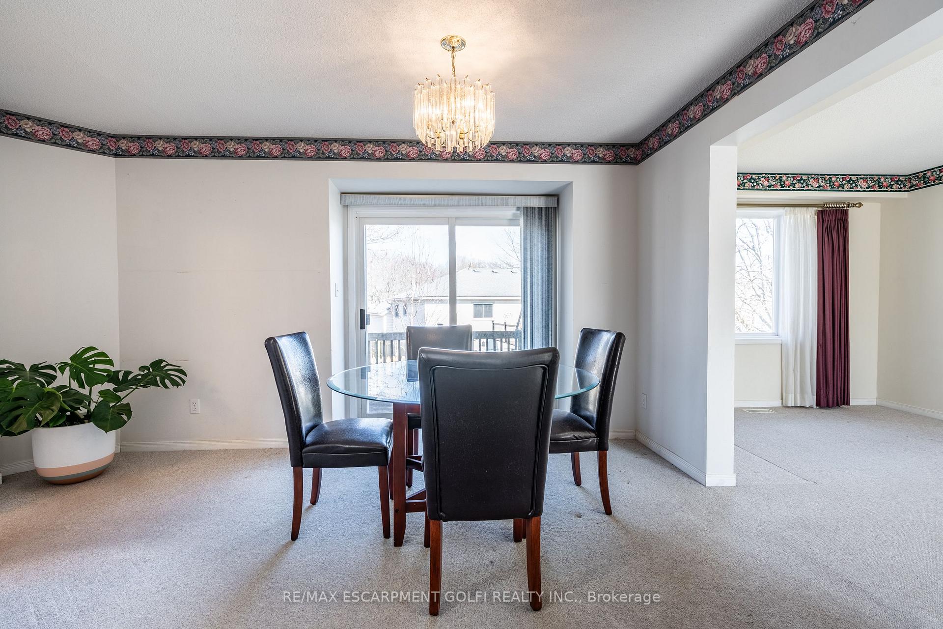Photo 7 of 14 Hunters Court, Pelham, Fonthill — HOMEH