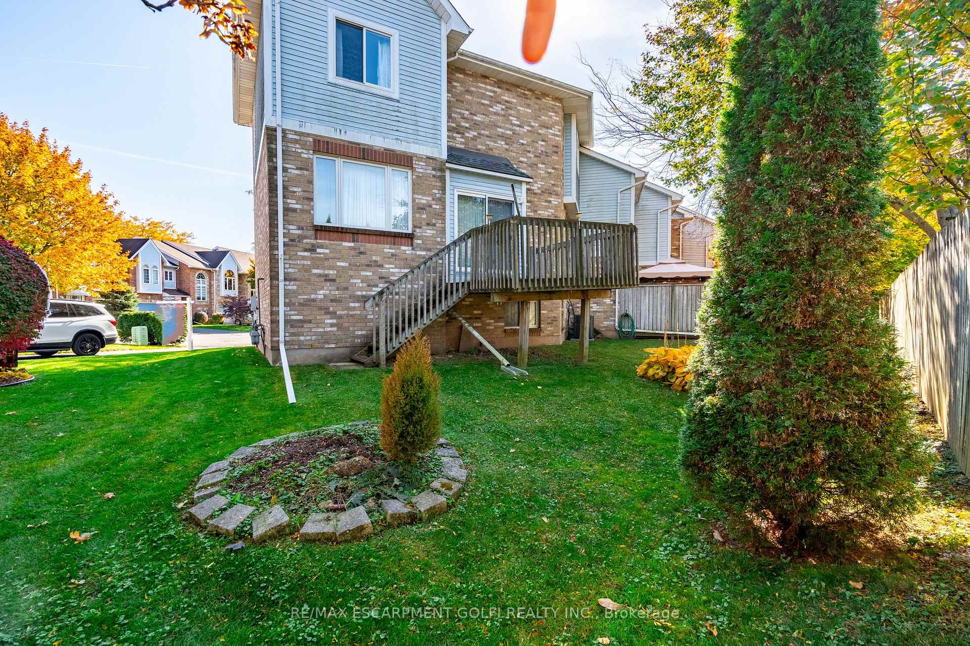 Photo 25 of 14 Hunters Court, Pelham, Fonthill — HOMEH
