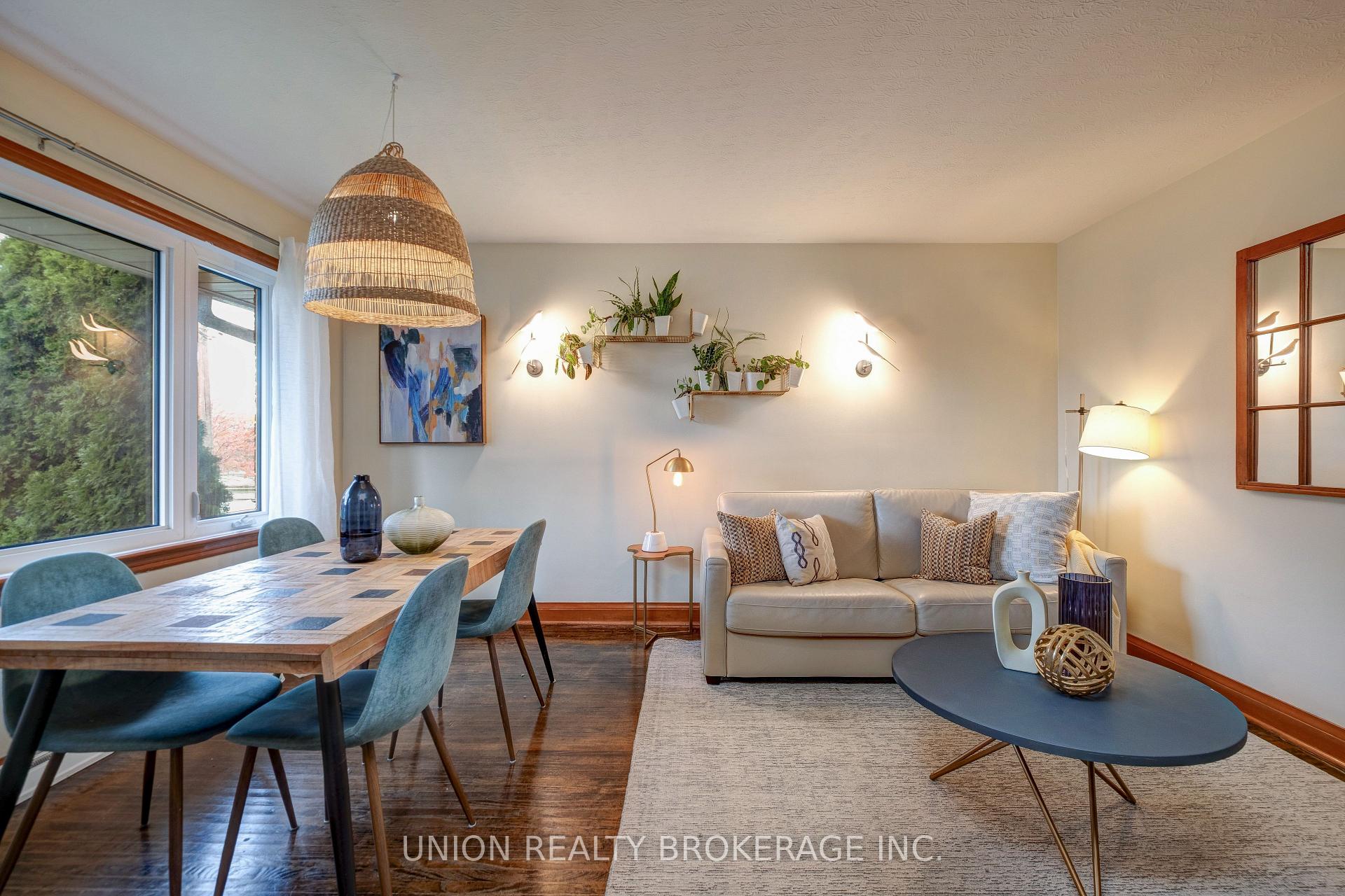 Photo 7 of 481 Lowell Avenue, Oshawa, McLaughlin — HOMEH