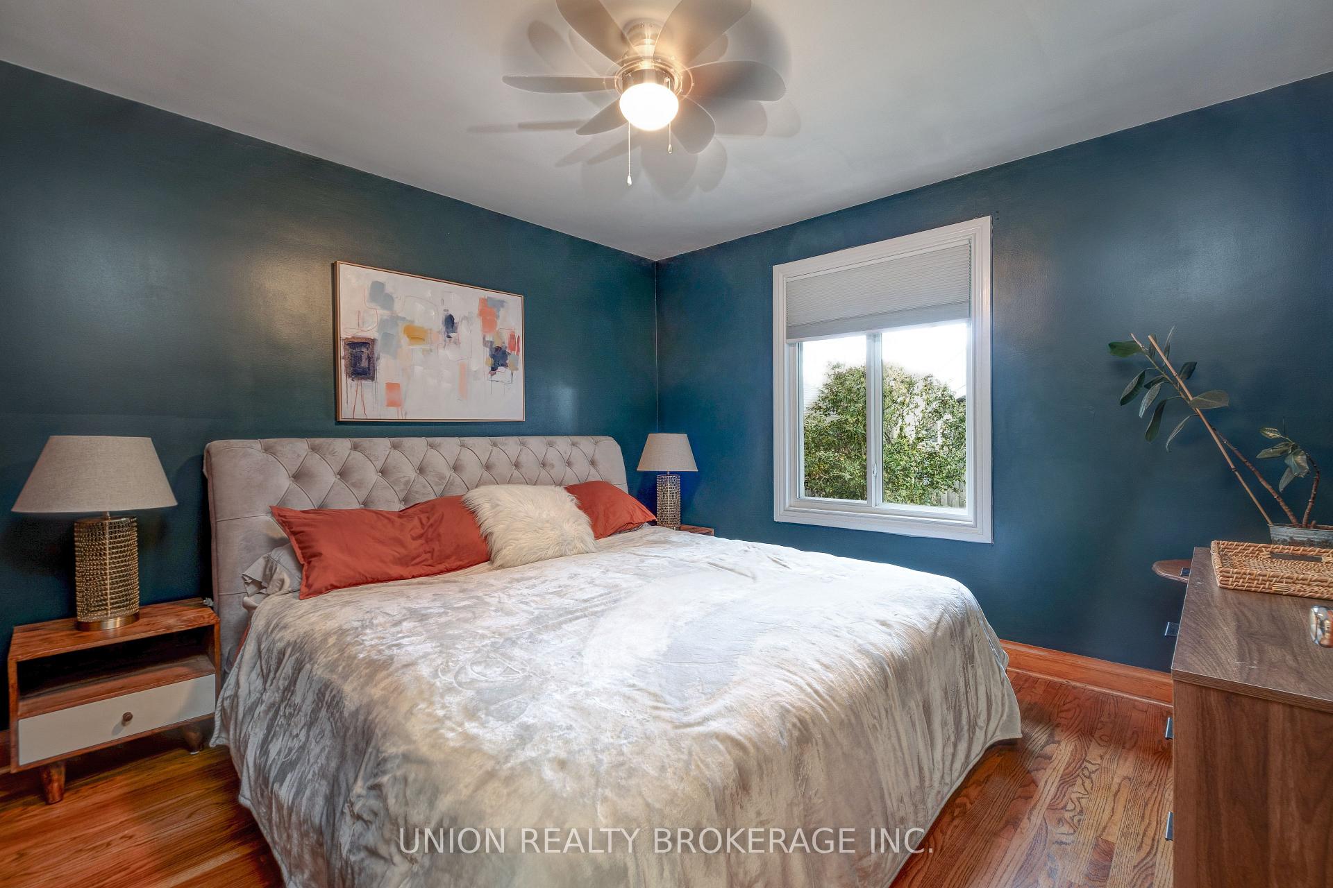 Photo 15 of 481 Lowell Avenue, Oshawa, McLaughlin — HOMEH