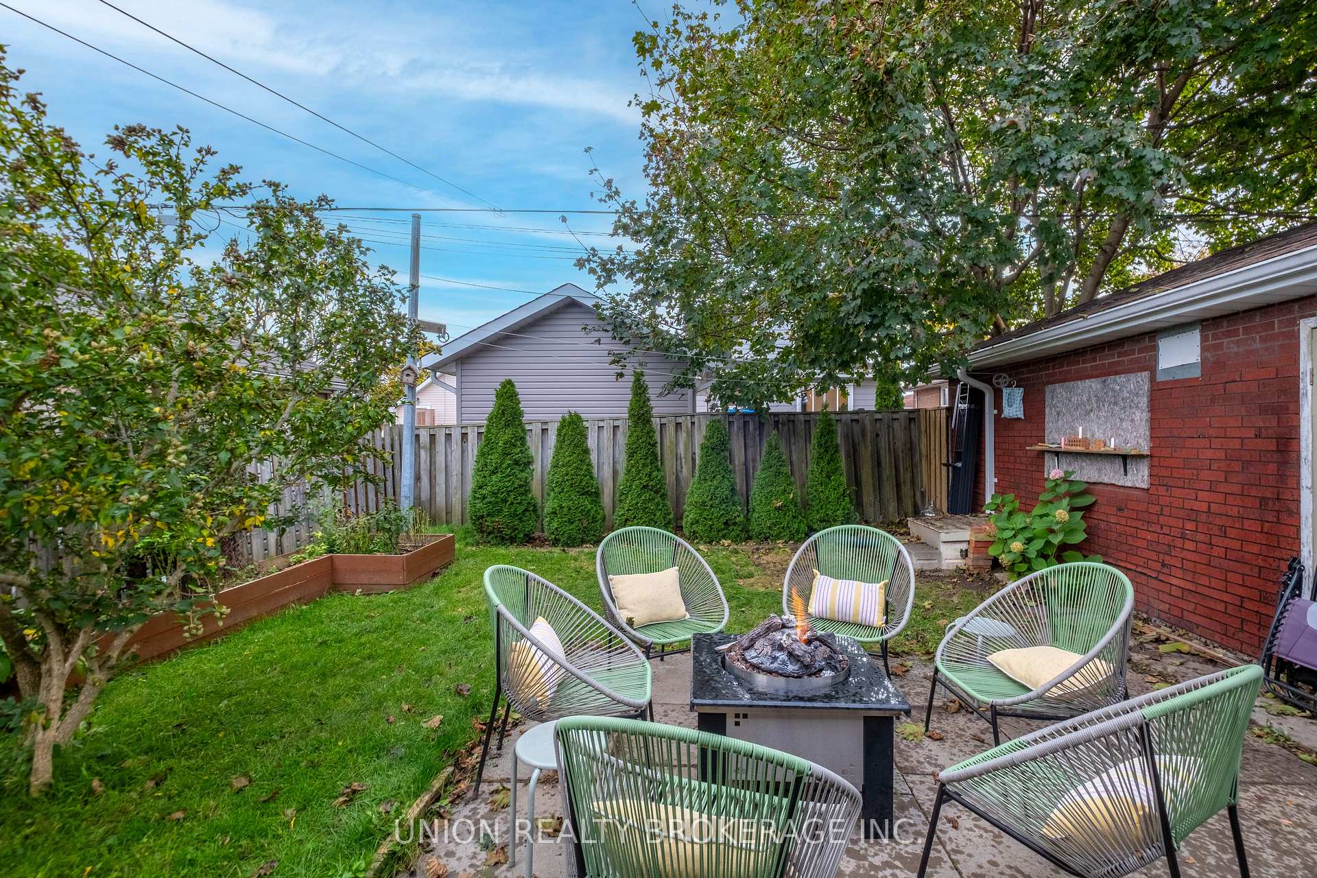 Photo 32 of 481 Lowell Avenue, Oshawa, McLaughlin — HOMEH