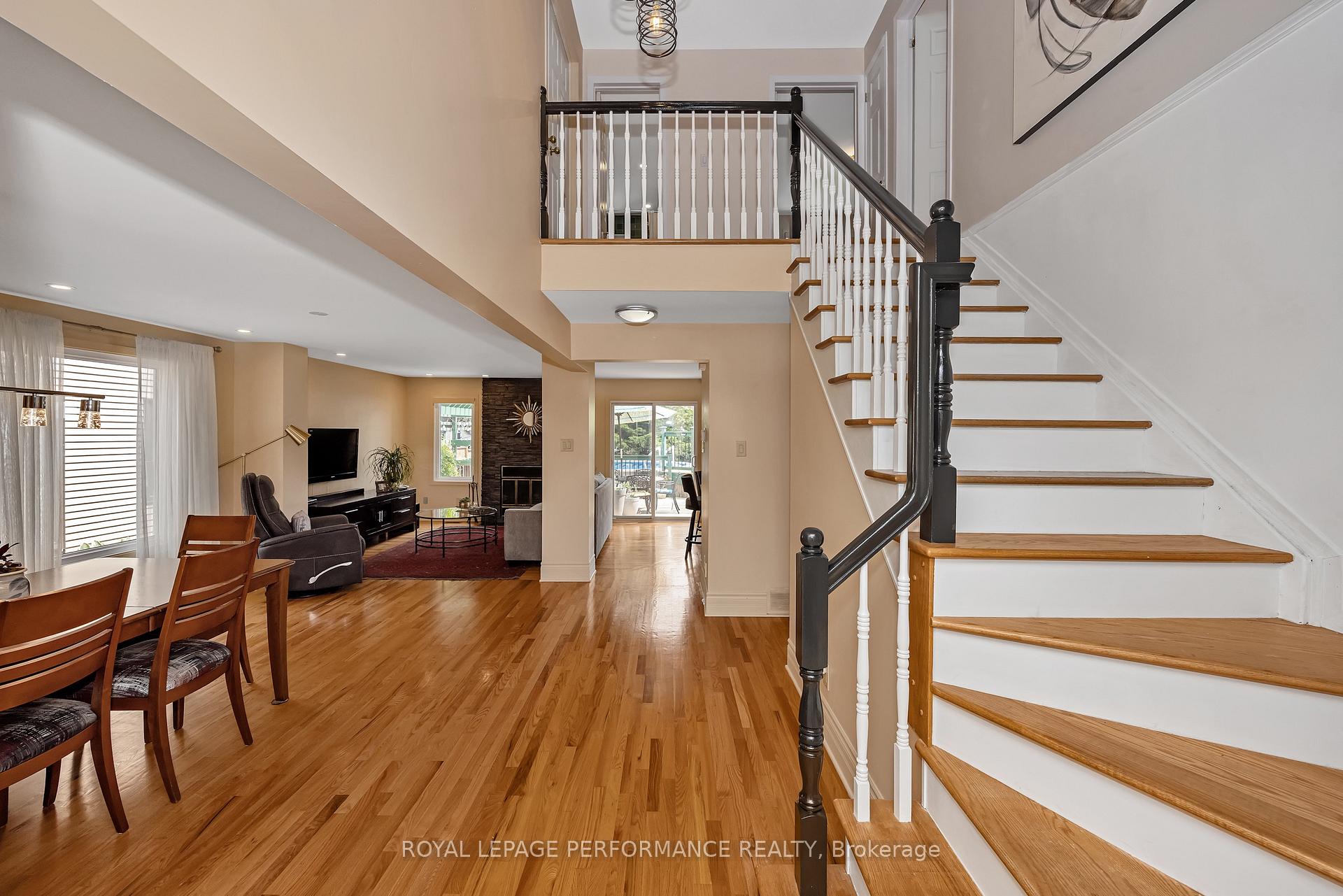 Photo 4 of 1756 Windflower Way, Ottawa, Chapel Hill — HOMEH