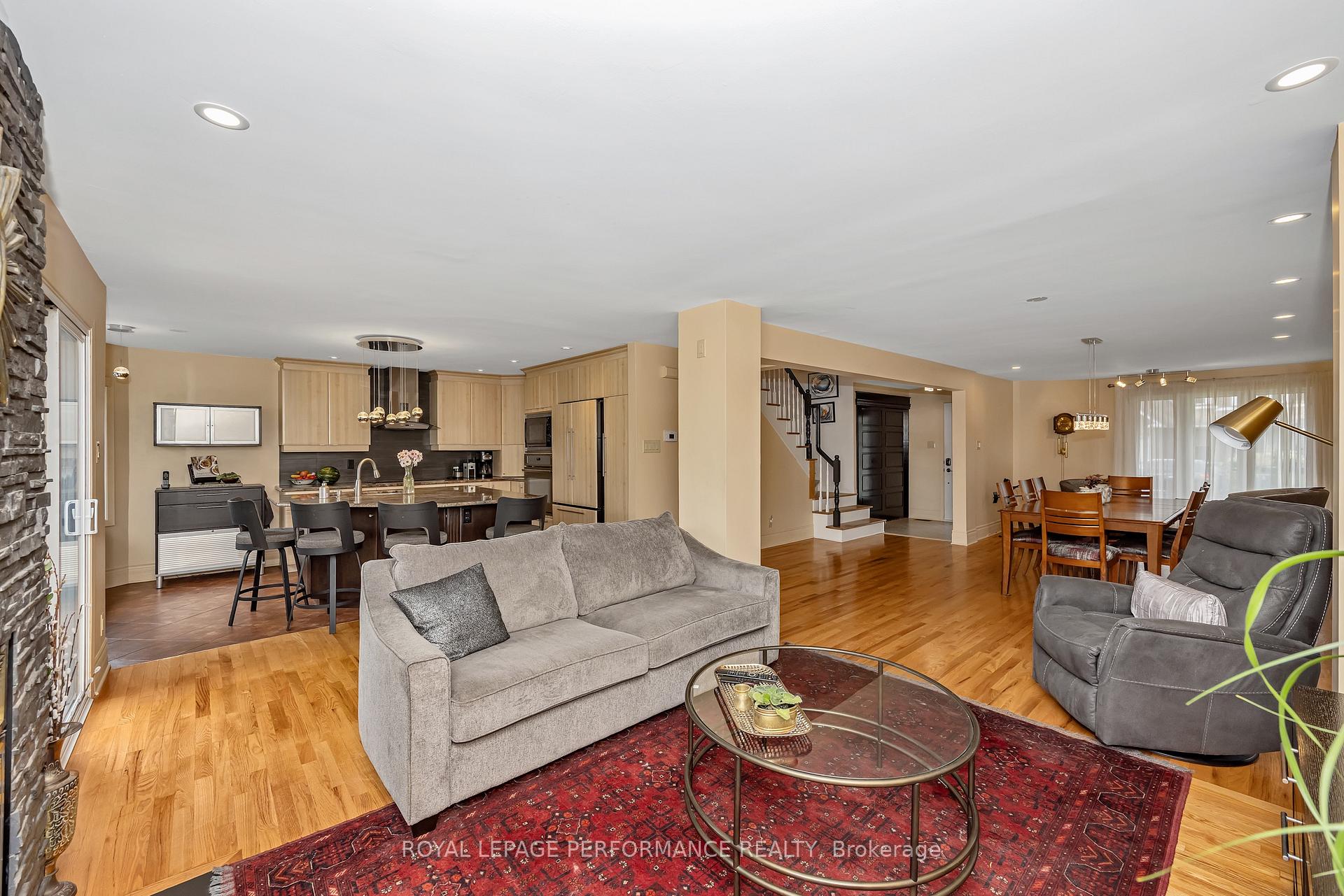 Photo 8 of 1756 Windflower Way, Ottawa, Chapel Hill — HOMEH