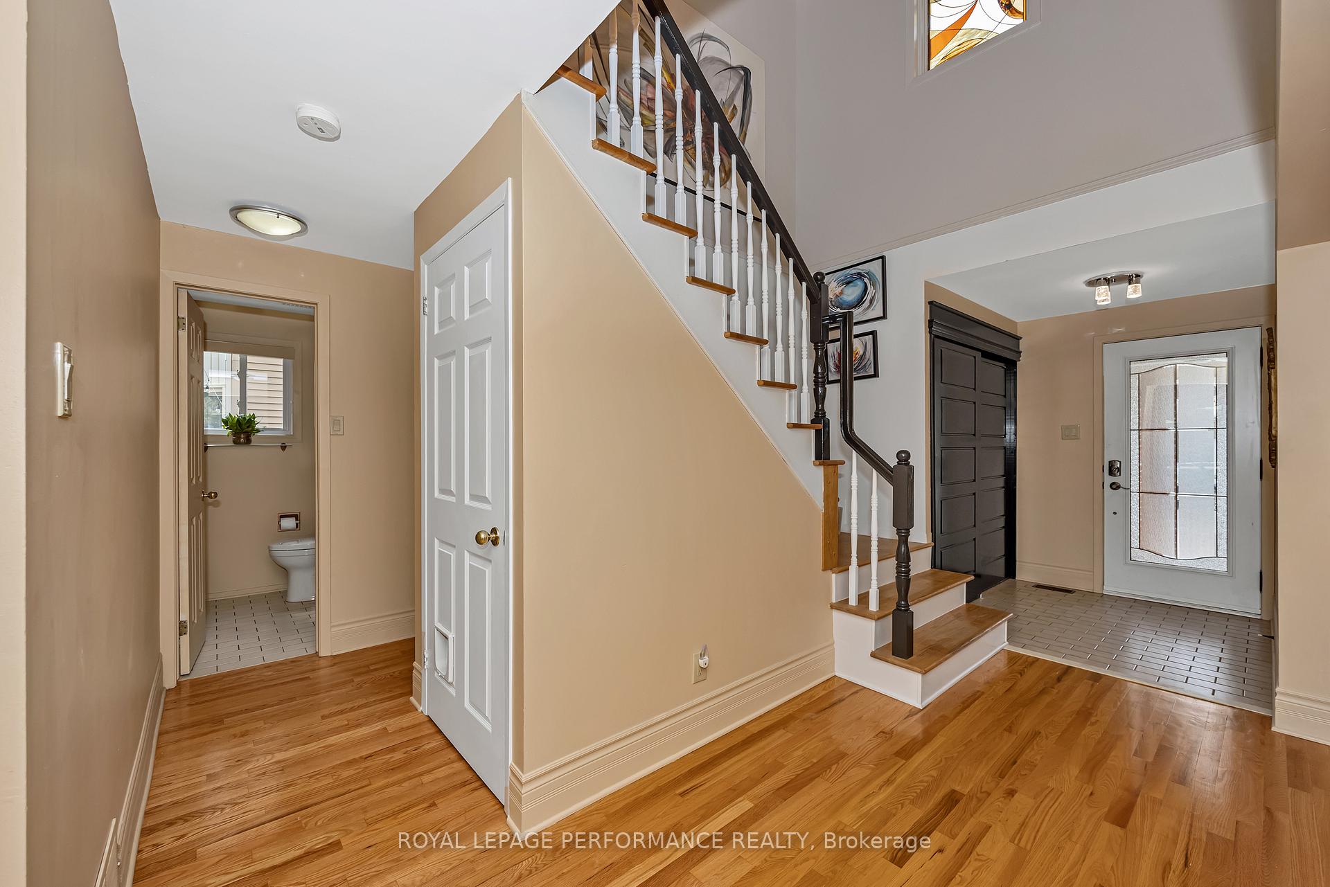 Photo 11 of 1756 Windflower Way, Ottawa, Chapel Hill — HOMEH