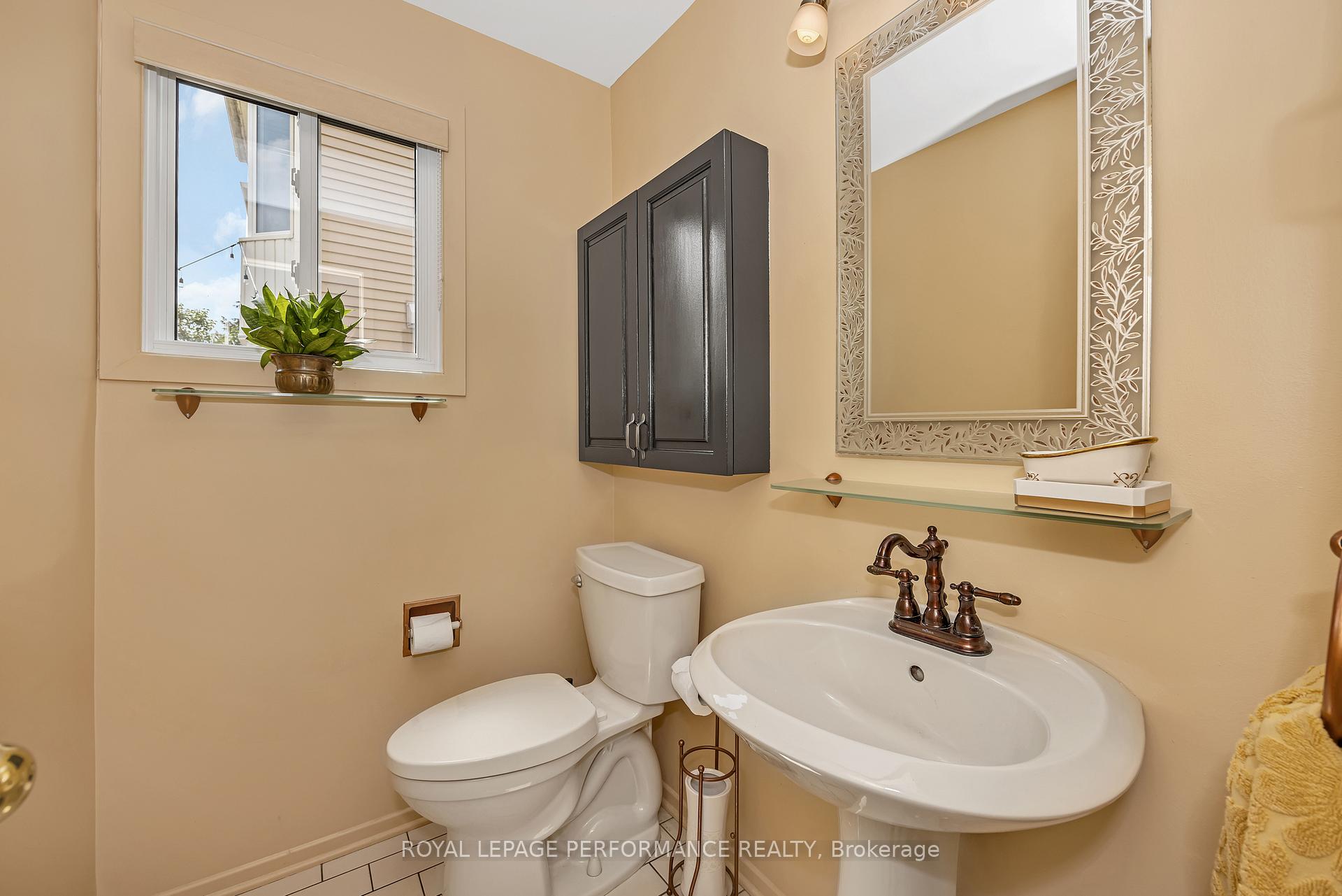 Photo 12 of 1756 Windflower Way, Ottawa, Chapel Hill — HOMEH