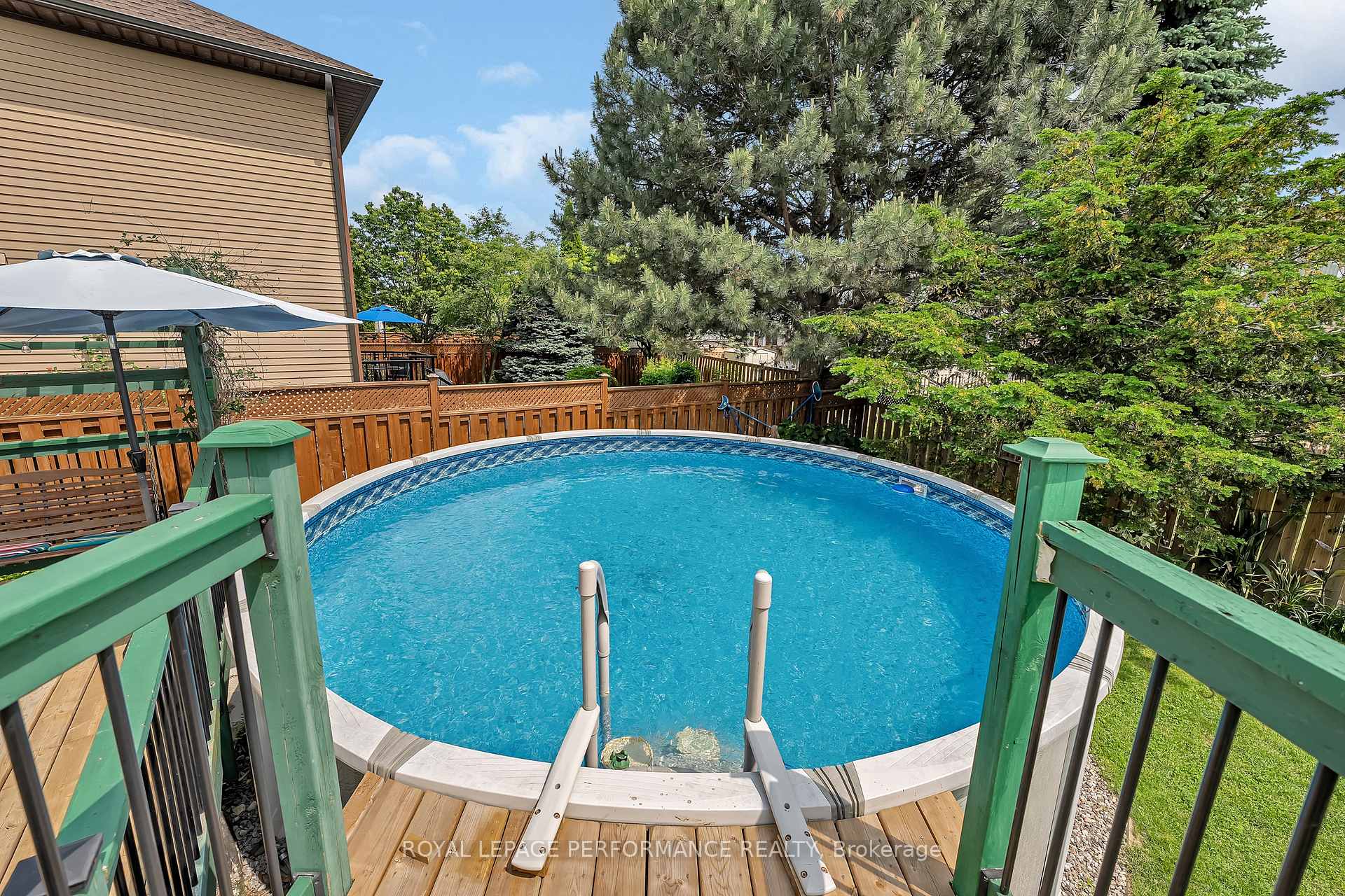 Photo 33 of 1756 Windflower Way, Ottawa, Chapel Hill — HOMEH