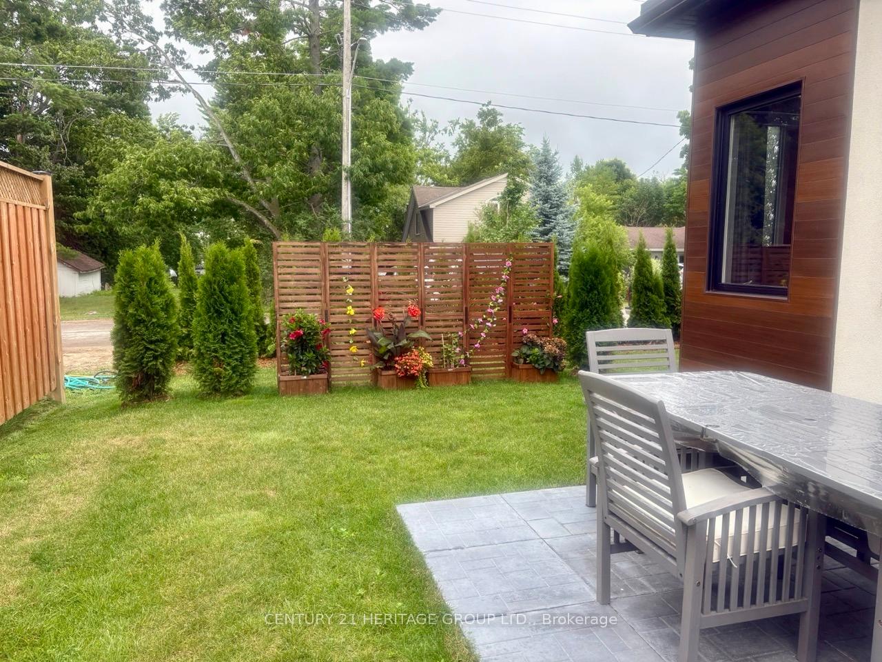 Photo 14 of 44 Ruby Crescent, Orillia — HOMEH