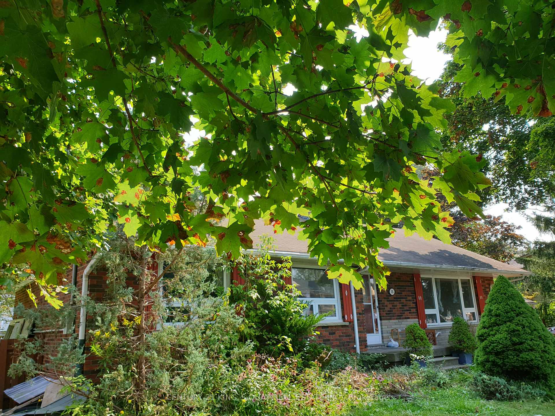 Photo 3 of 15 Grandview Boulevard, Markham, Bullock — HOMEH