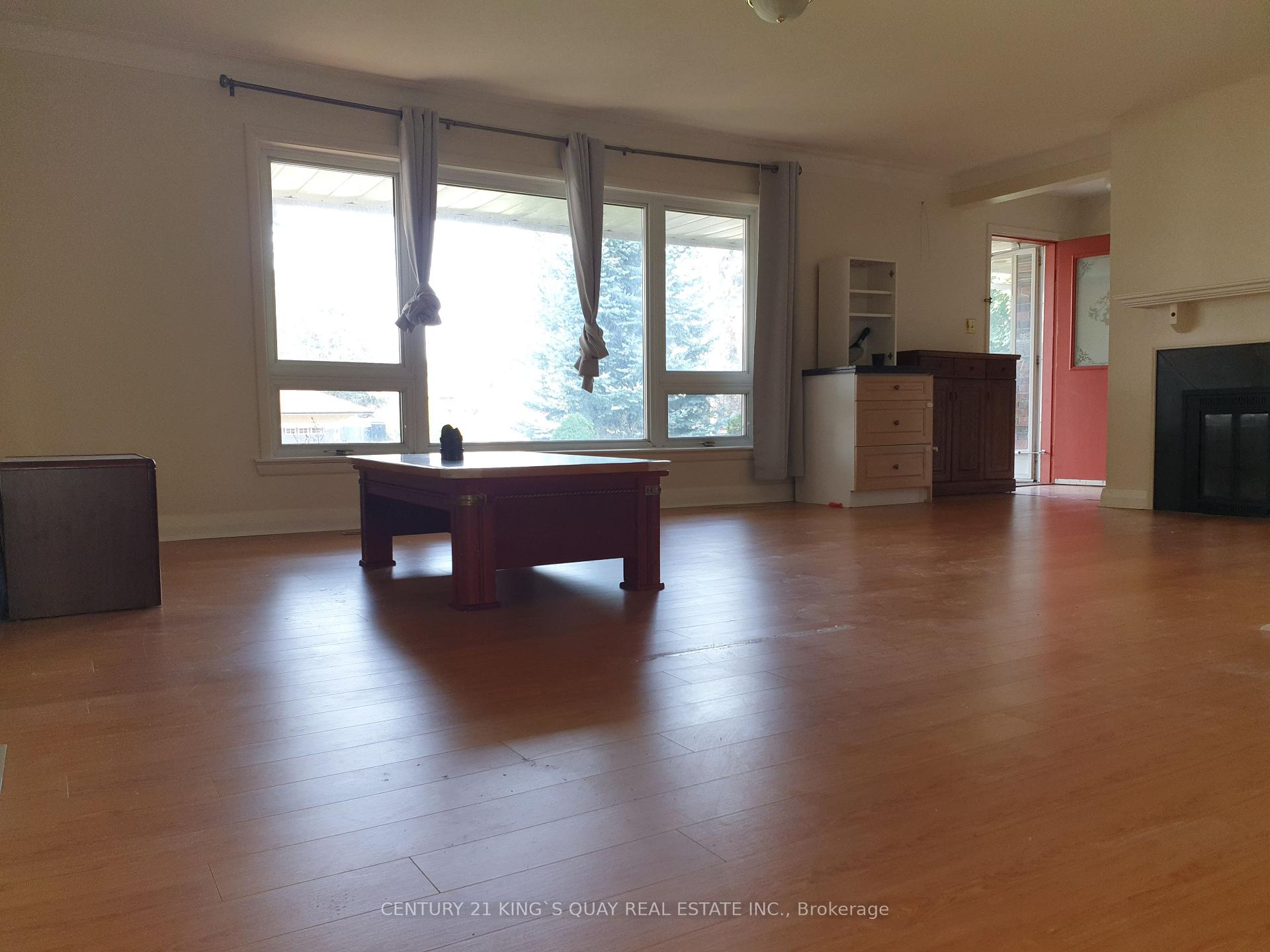 Photo 8 of 15 Grandview Boulevard, Markham, Bullock — HOMEH