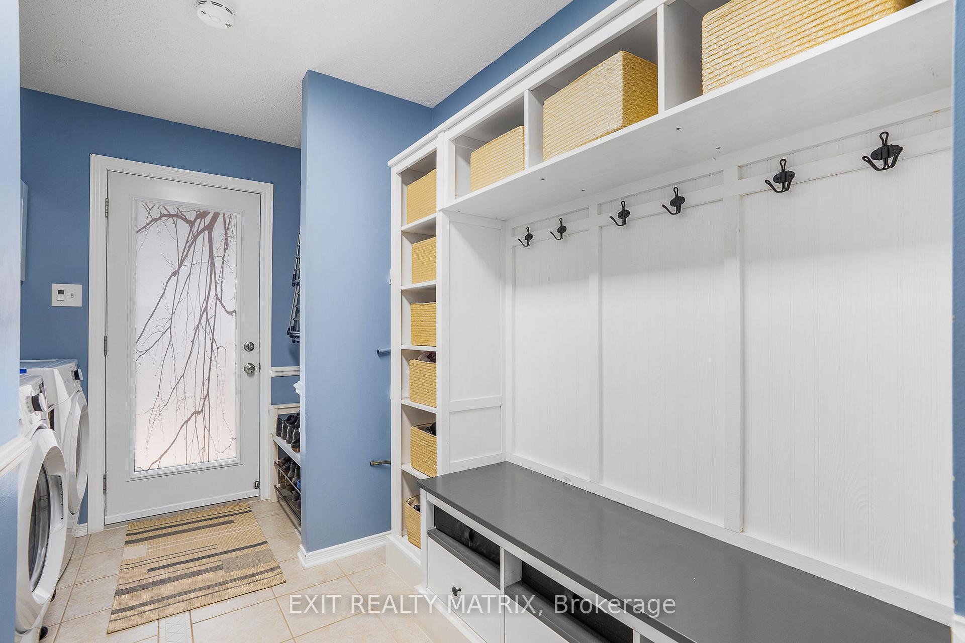 Photo 9 of 1690 Caminiti Crescent, Ottawa, Fallingbrook/Pineridge — HOMEH