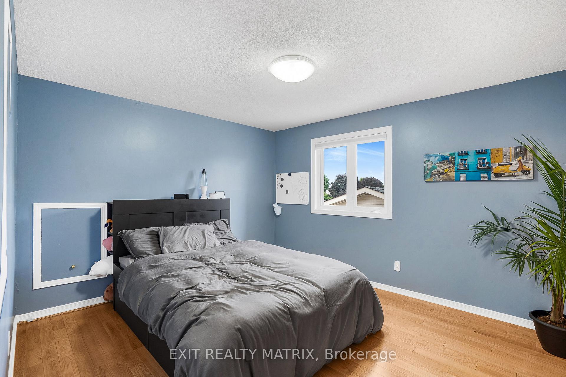 Photo 27 of 1690 Caminiti Crescent, Ottawa, Fallingbrook/Pineridge — HOMEH