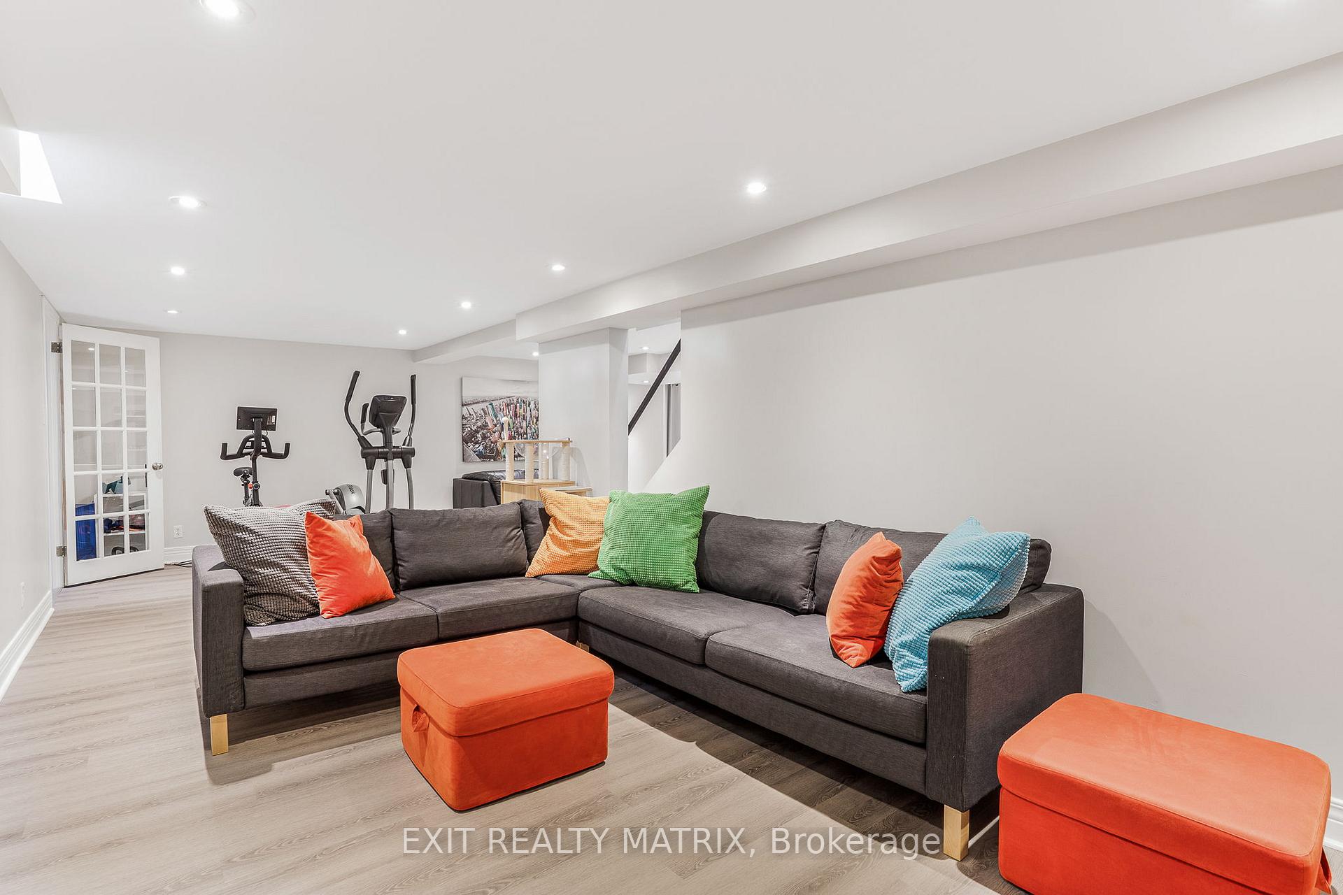 Photo 33 of 1690 Caminiti Crescent, Ottawa, Fallingbrook/Pineridge — HOMEH
