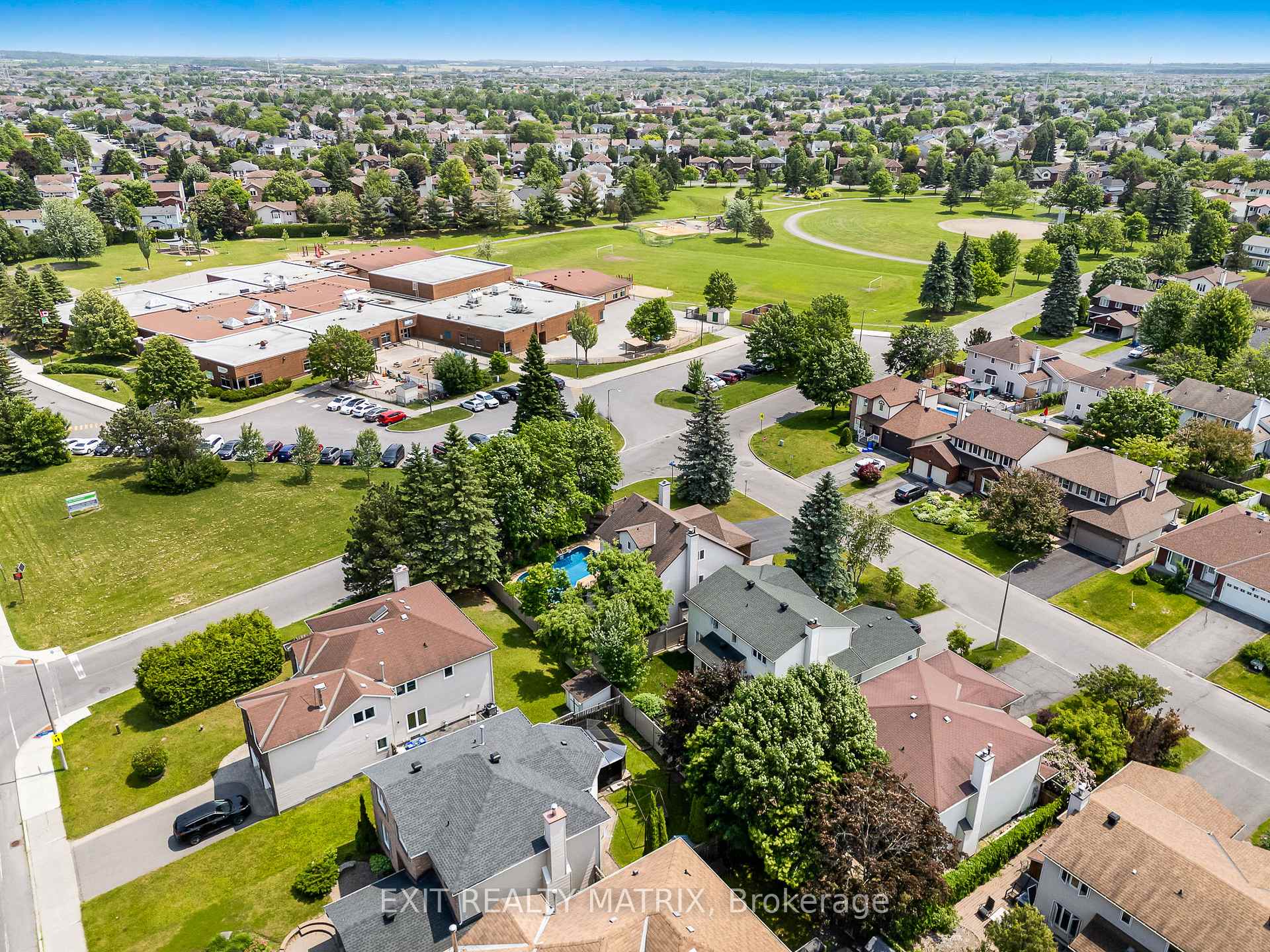Photo 44 of 1690 Caminiti Crescent, Ottawa, Fallingbrook/Pineridge — HOMEH