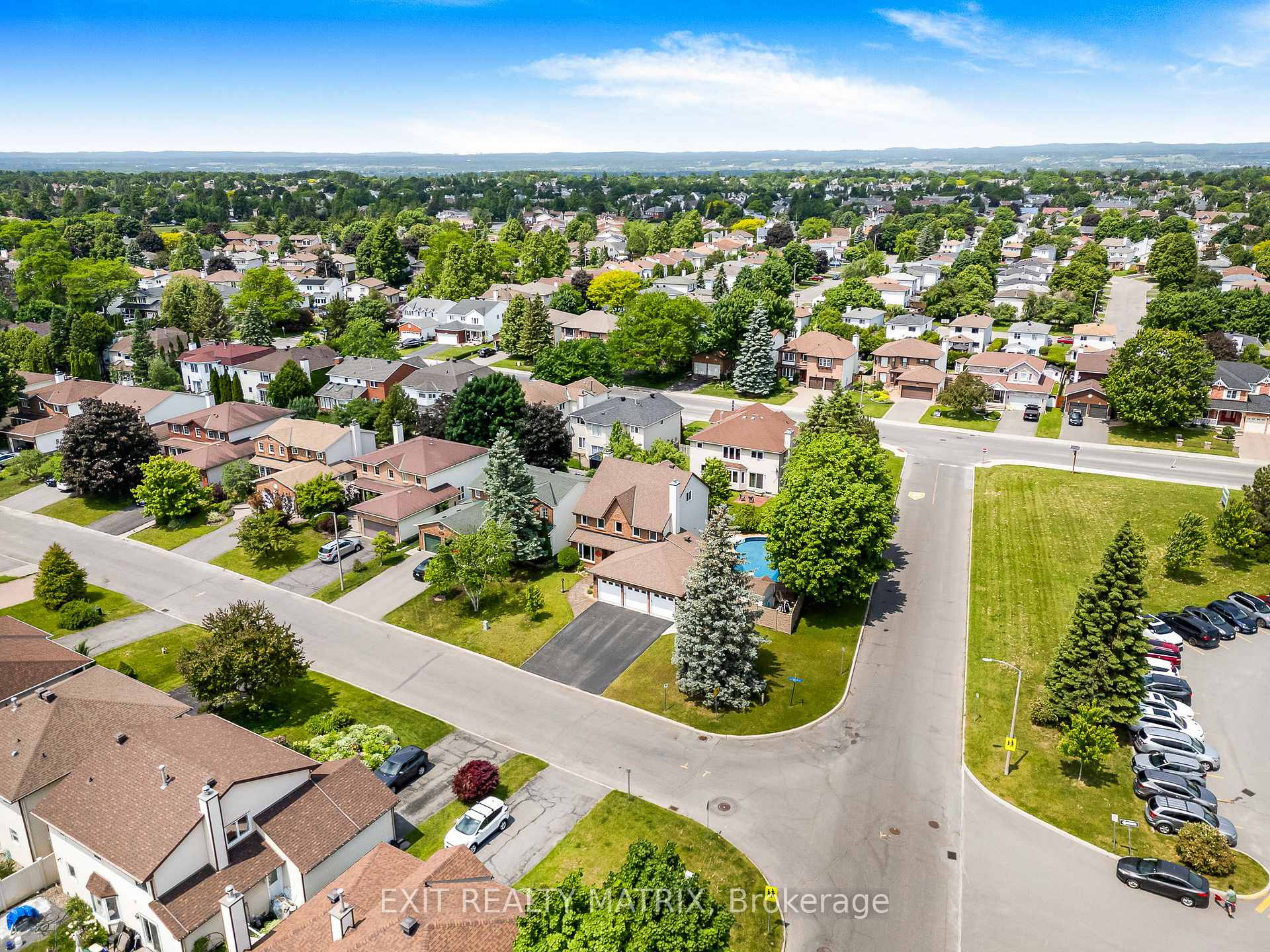 Photo 46 of 1690 Caminiti Crescent, Ottawa, Fallingbrook/Pineridge — HOMEH