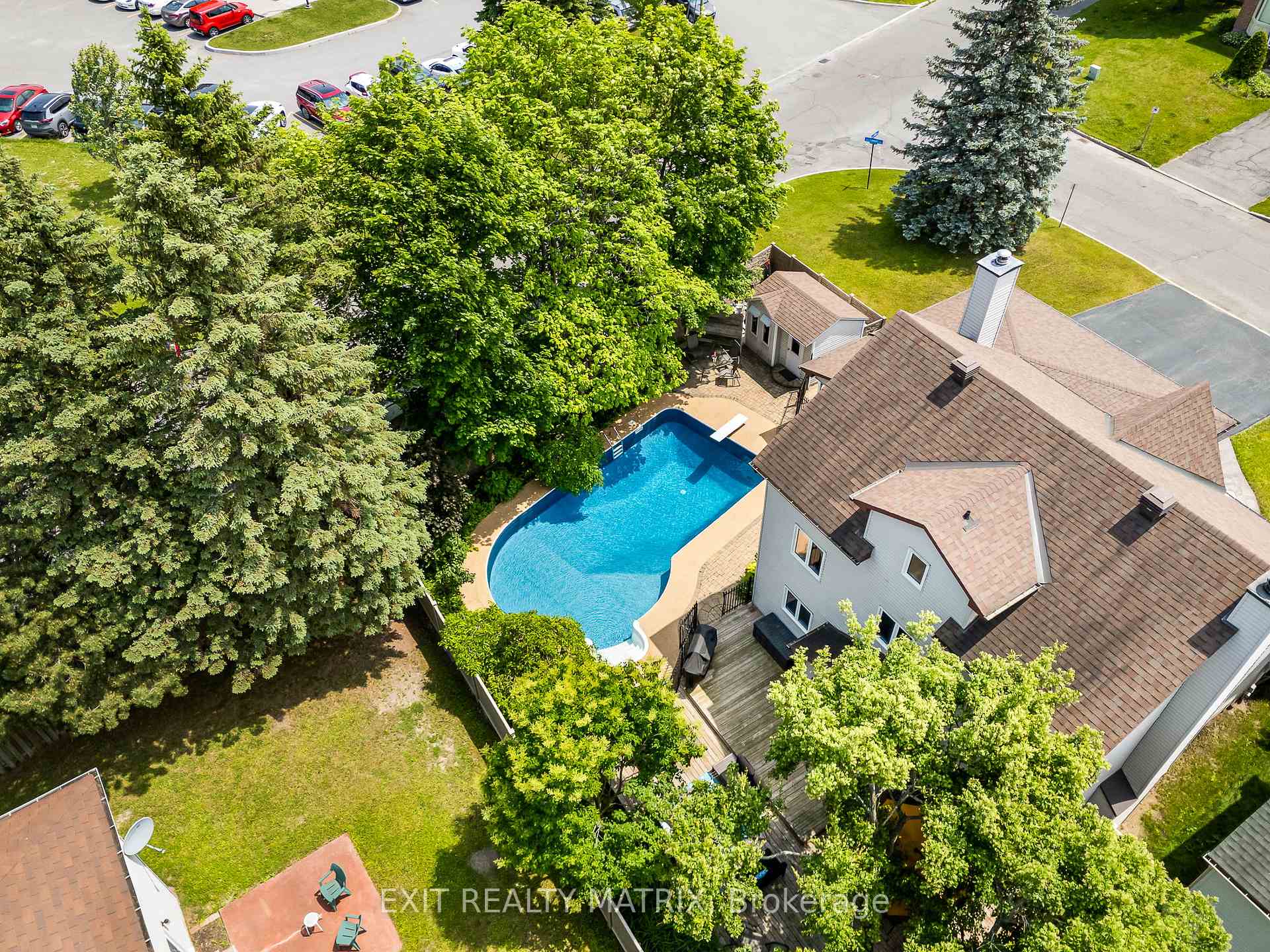 Photo 47 of 1690 Caminiti Crescent, Ottawa, Fallingbrook/Pineridge — HOMEH