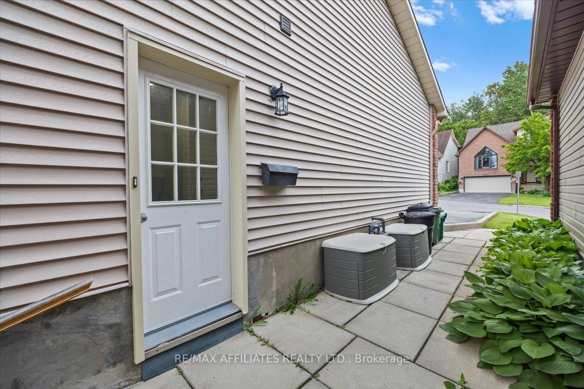 Photo 6 of 6551 Richer Drive, Ottawa, Chateauneuf — HOMEH