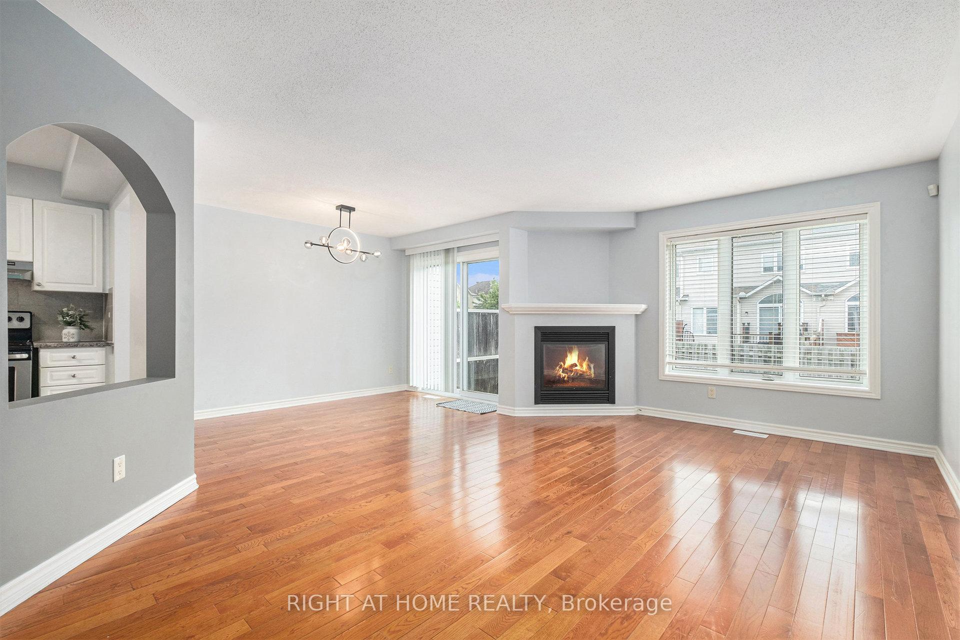 Photo 4 of 352 Selene Way, Ottawa, Avalon East — HOMEH