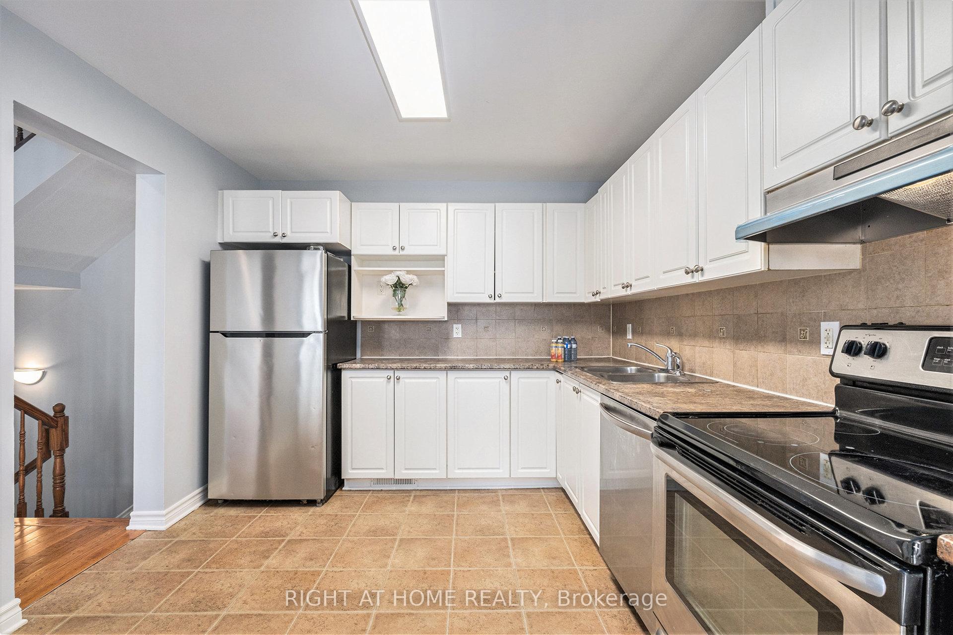 Photo 11 of 352 Selene Way, Ottawa, Avalon East — HOMEH