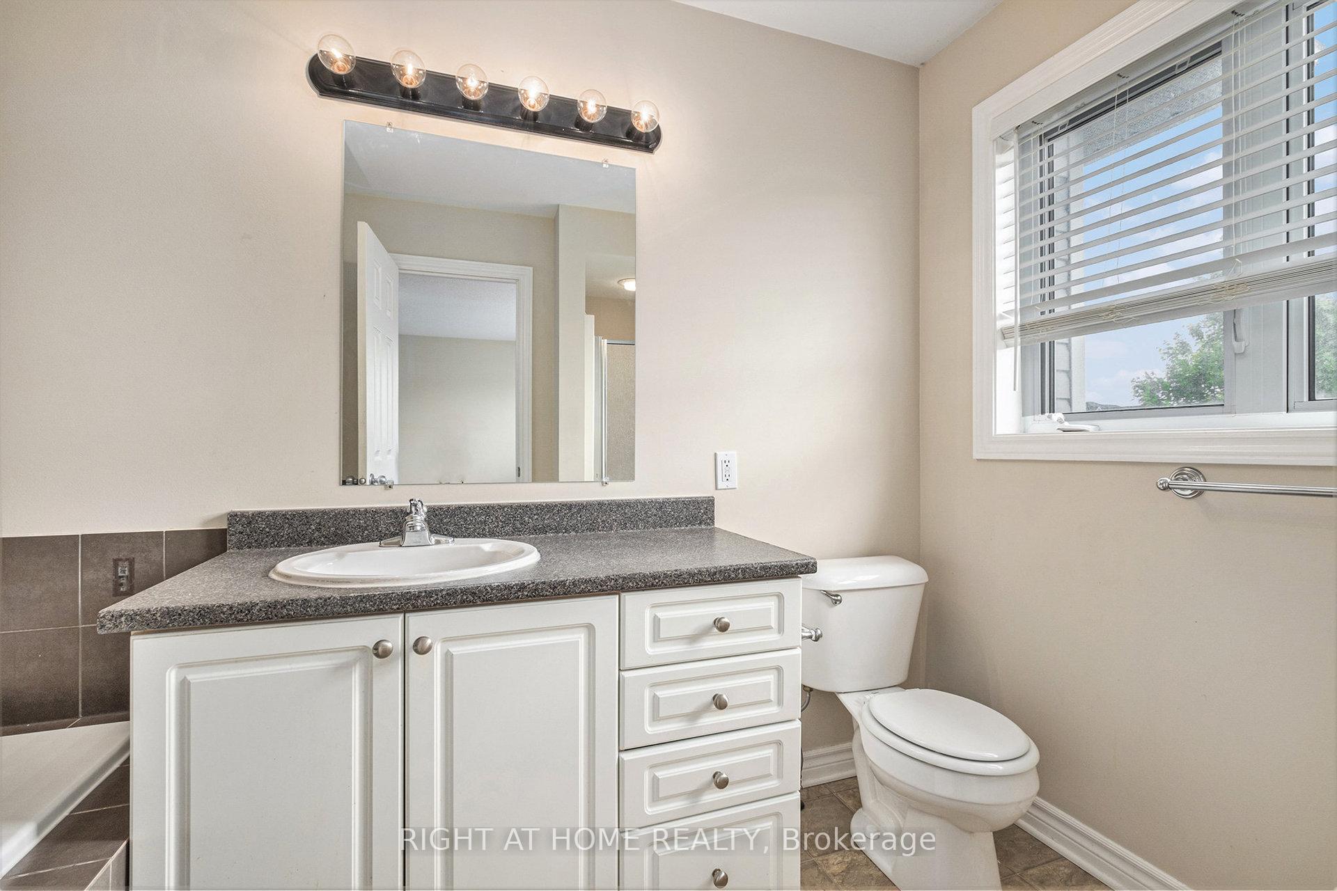 Photo 17 of 352 Selene Way, Ottawa, Avalon East — HOMEH