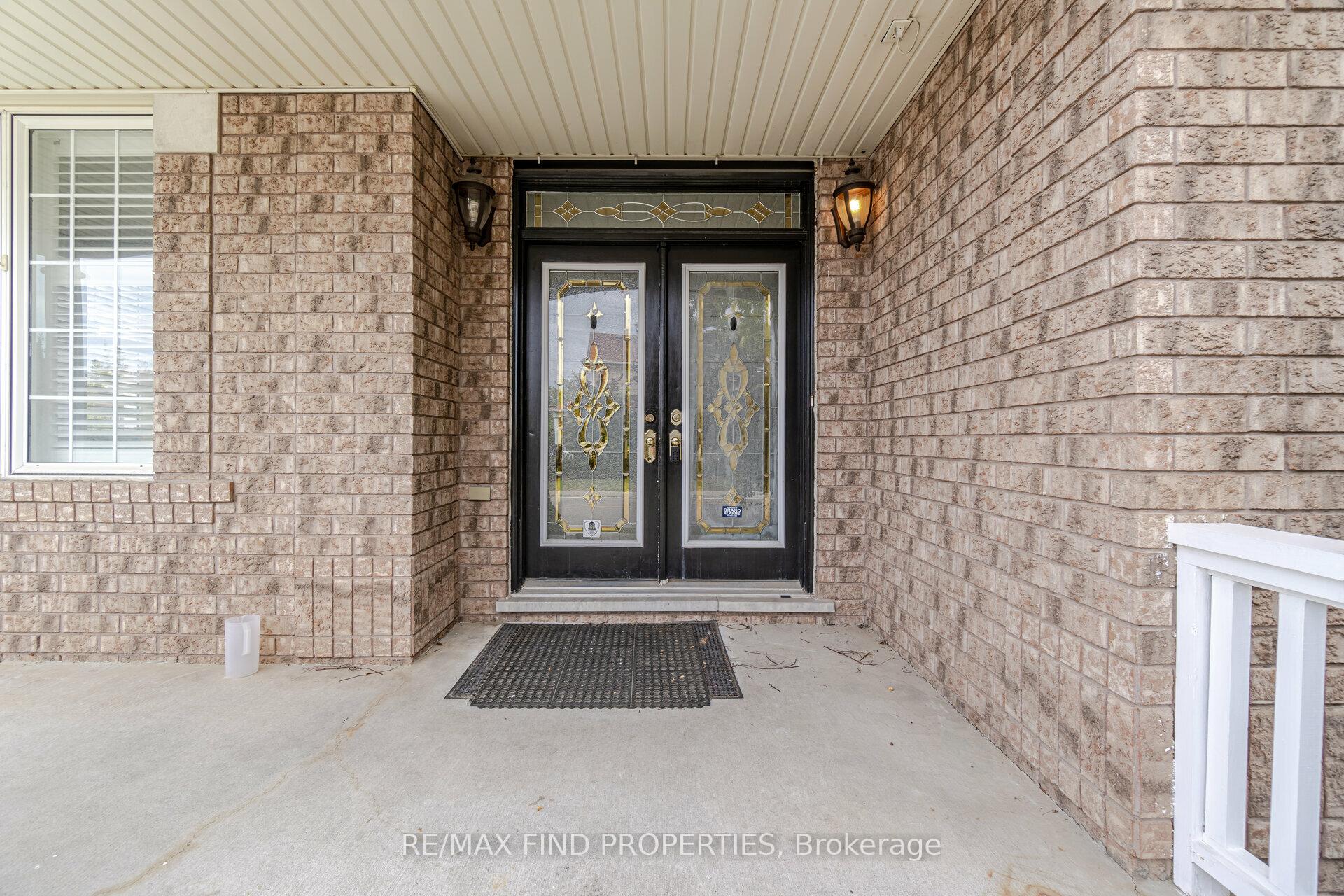 Photo 5 of Unit UPPER, 688 Trudeau Drive, Milton, Beaty — HOMEH