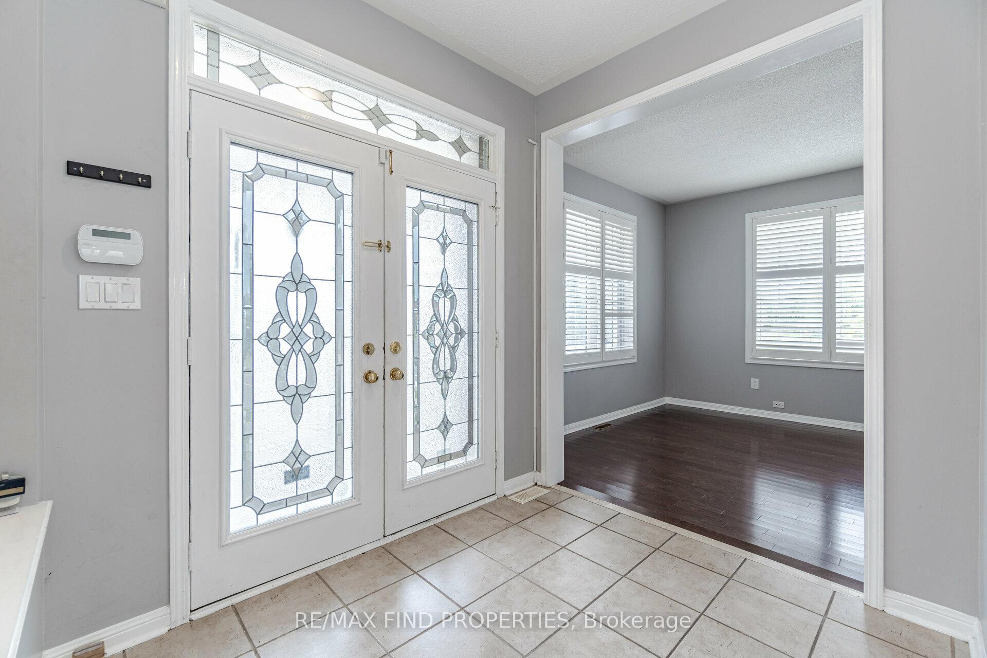 Photo 6 of Unit UPPER, 688 Trudeau Drive, Milton, Beaty — HOMEH