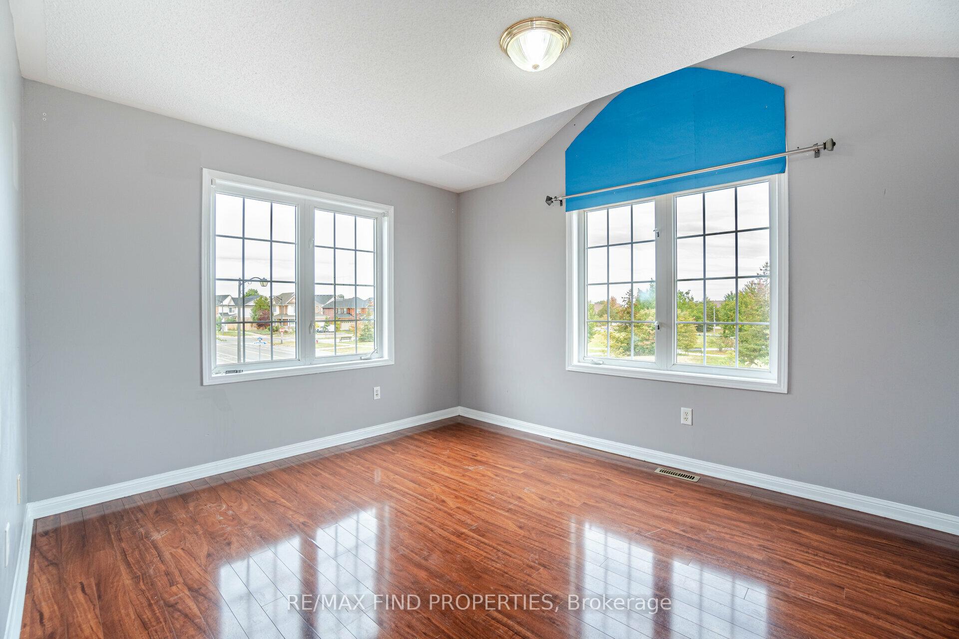 Photo 34 of Unit UPPER, 688 Trudeau Drive, Milton, Beaty — HOMEH