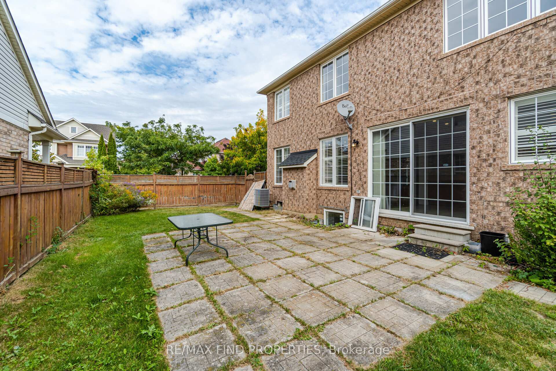 Photo 40 of Unit UPPER, 688 Trudeau Drive, Milton, Beaty — HOMEH
