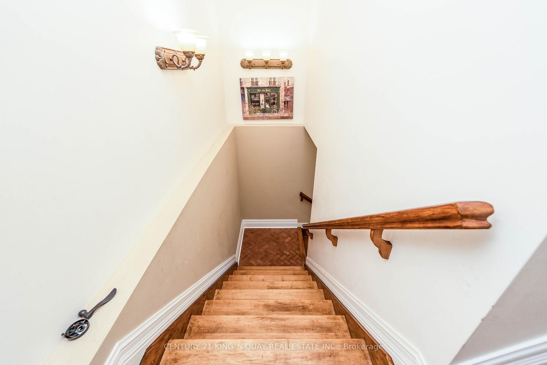 Photo 4 of Unit LL1, 1 River Bend Road, Markham, Village Green-South Unionville — HOMEH