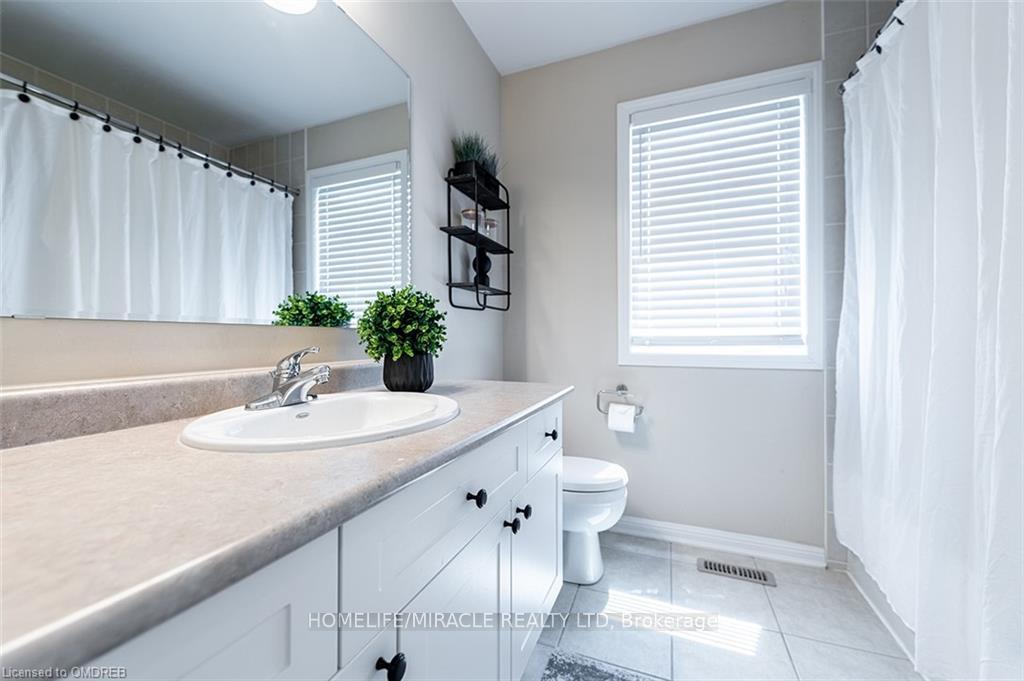 Photo 20 of 547 Hood Terrace, Milton, Coates — HOMEH