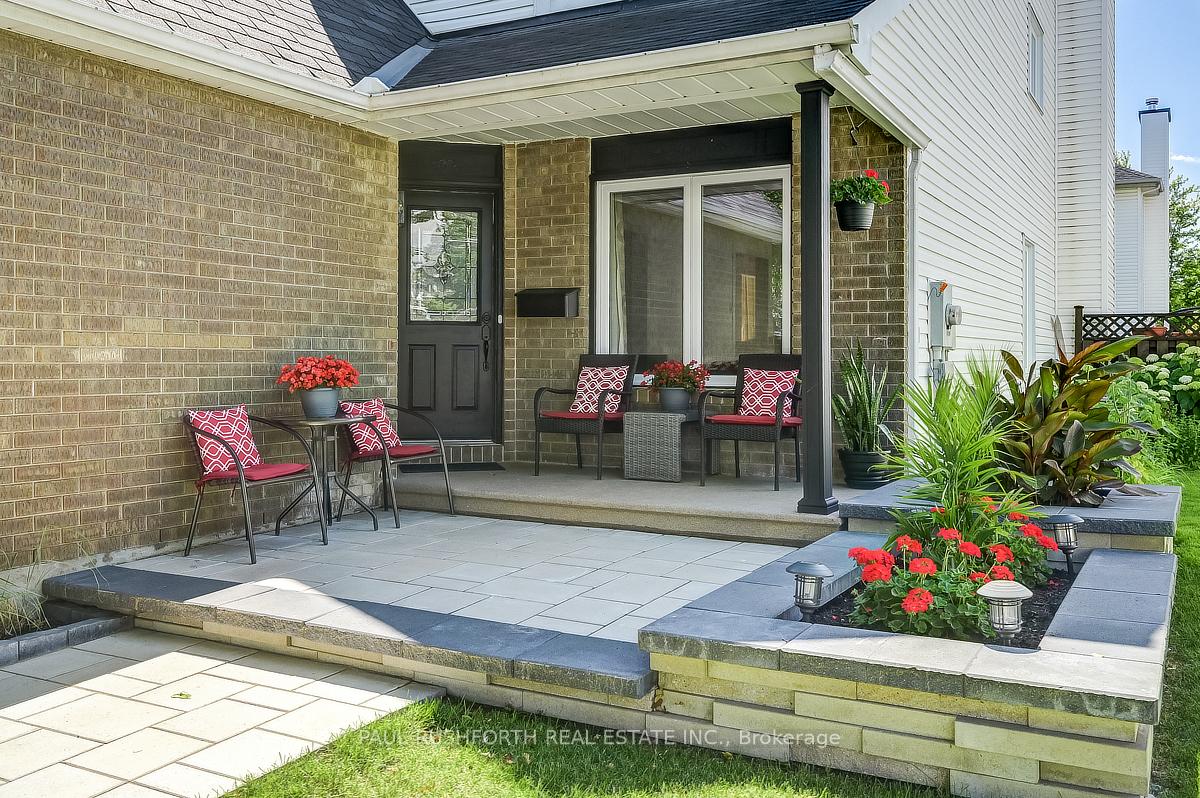 Photo 3 of 779 Beauregard Crescent, Ottawa, Fallingbrook/Ridgemount — HOMEH