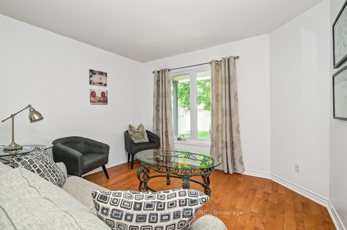 Photo 6 of 779 Beauregard Crescent, Ottawa, Fallingbrook/Ridgemount — HOMEH