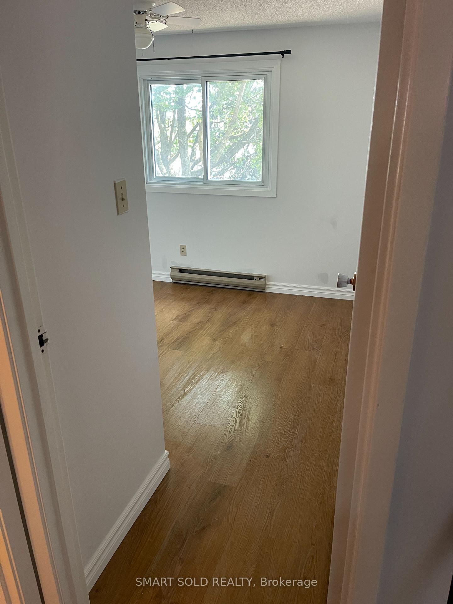 Photo 16 of Unit 6, 450 Bristol Crescent, Oshawa, Vanier — HOMEH