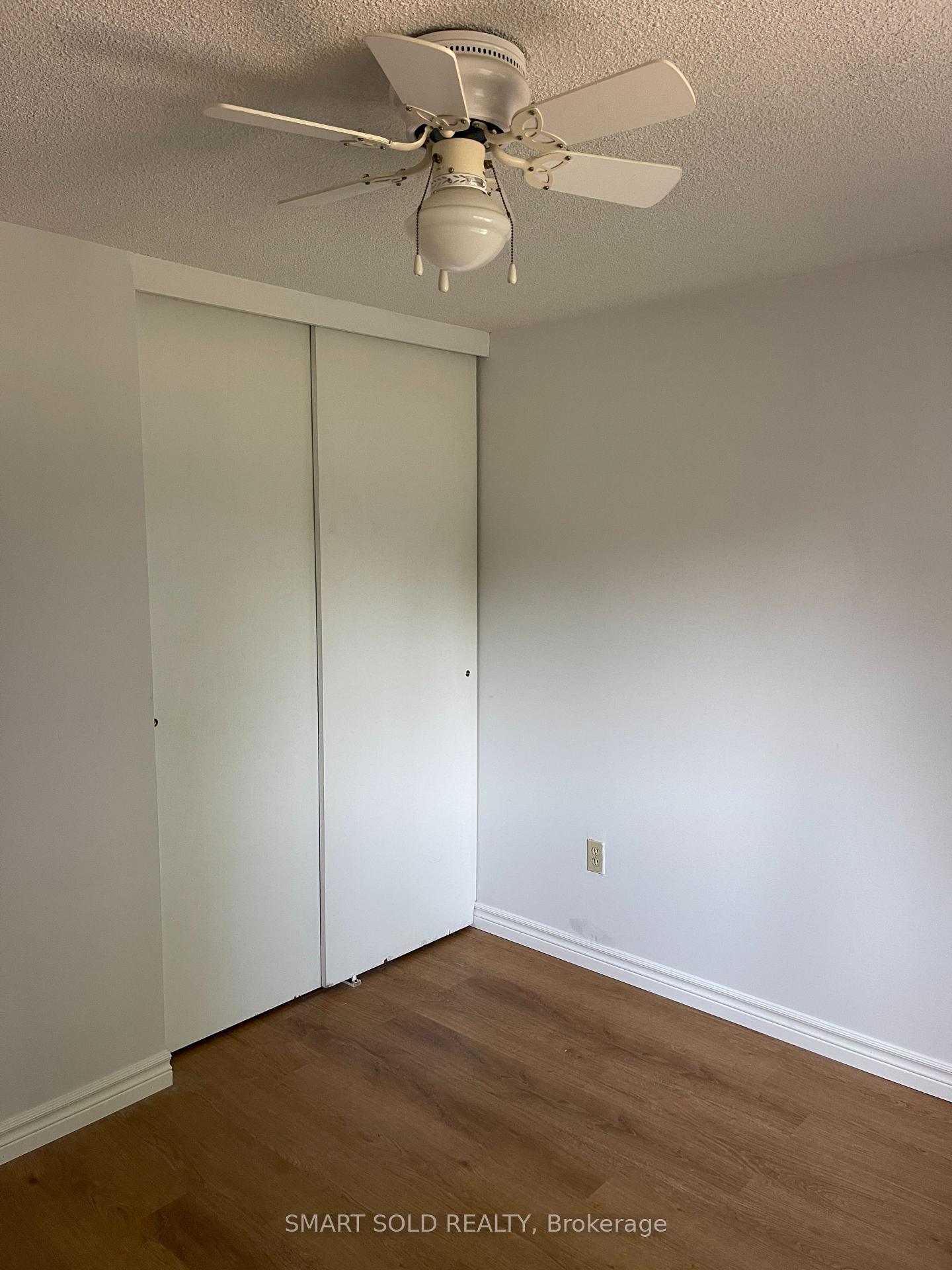 Photo 17 of Unit 6, 450 Bristol Crescent, Oshawa, Vanier — HOMEH