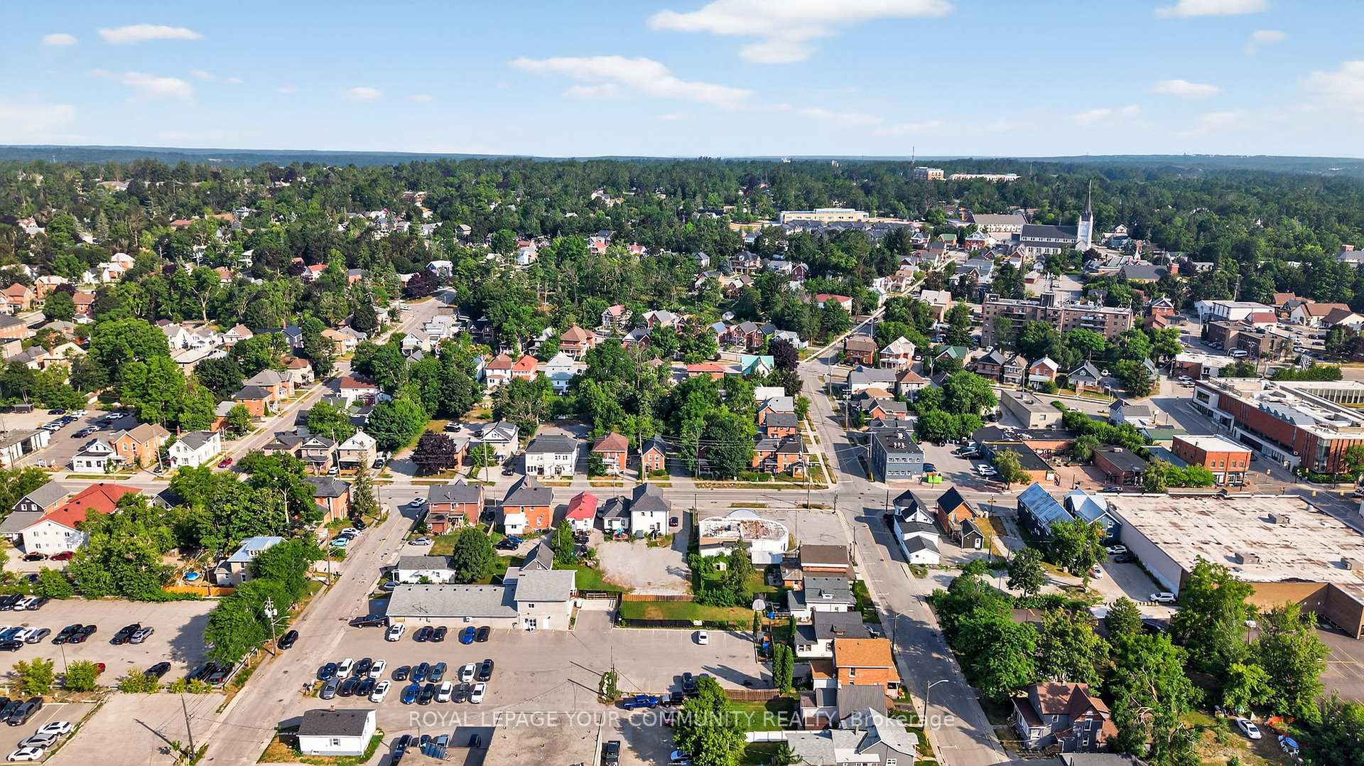 Photo 15 of 11 Albert Street S, Orillia — HOMEH