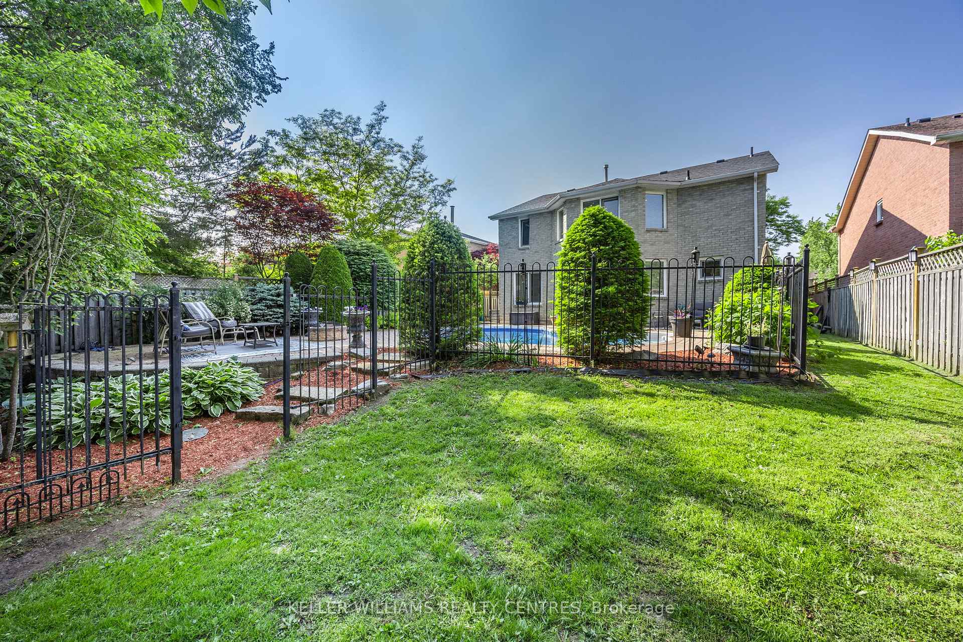 Photo 30 of 312 Mccaffrey Road, Newmarket, Glenway Estates — HOMEH