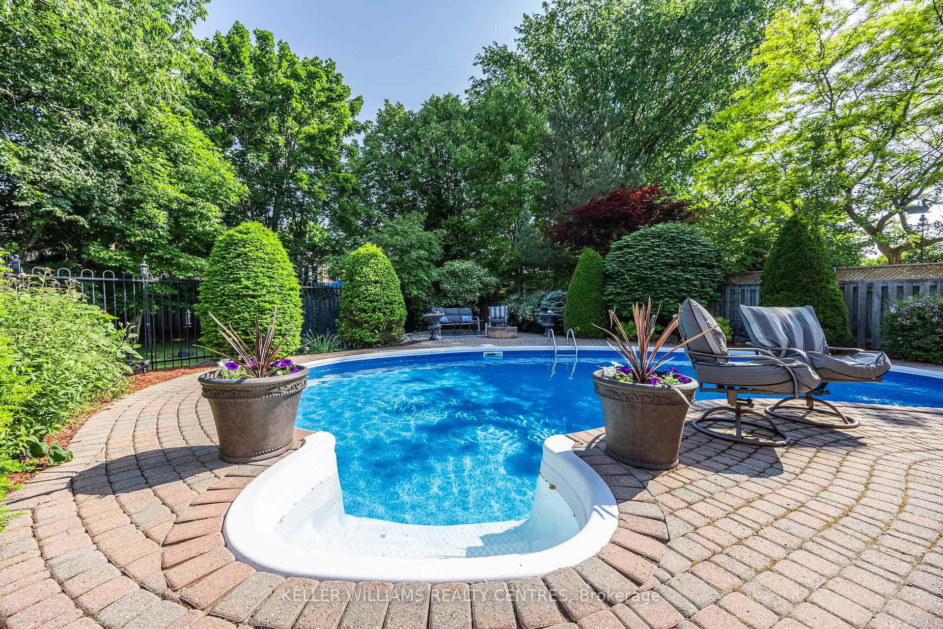 Photo 35 of 312 Mccaffrey Road, Newmarket, Glenway Estates — HOMEH