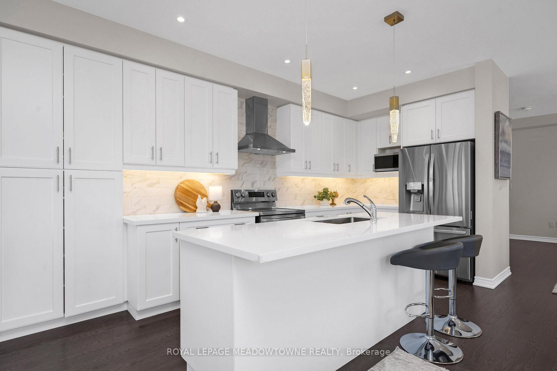 Photo 6 of 628 Beam Court, Milton, Ford — HOMEH