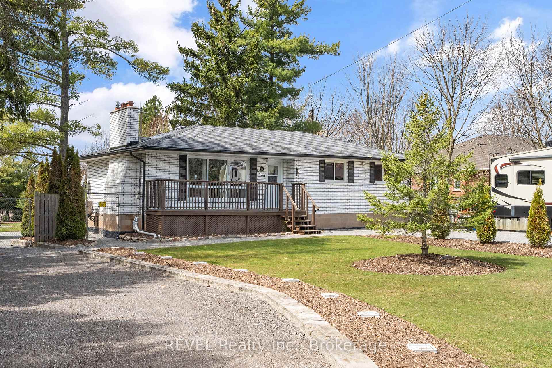 Photo 2 of 1226 Maple Street, Pelham, Fenwick — HOMEH